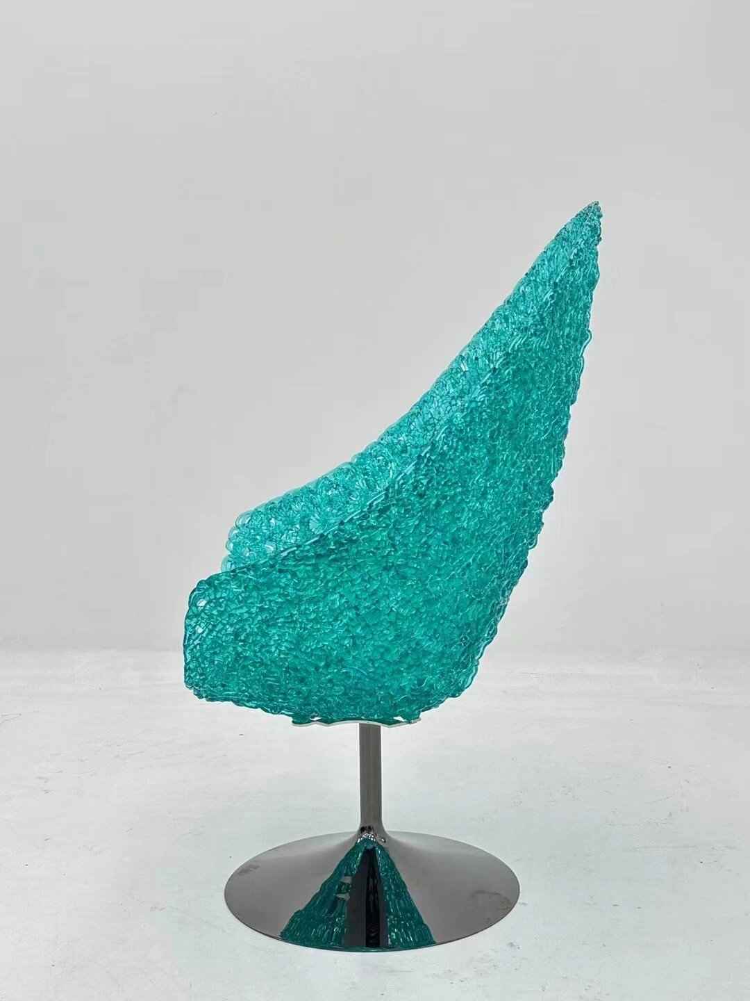 ueen Crystal Chair: Twinkling Stars of the Night Sky