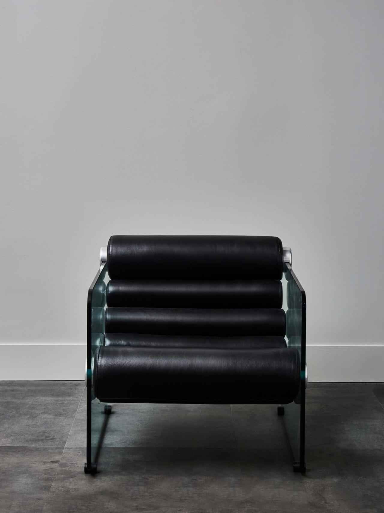 Cylinder Comfort: Leather-Wrapped Rolls for Luxurious Seating