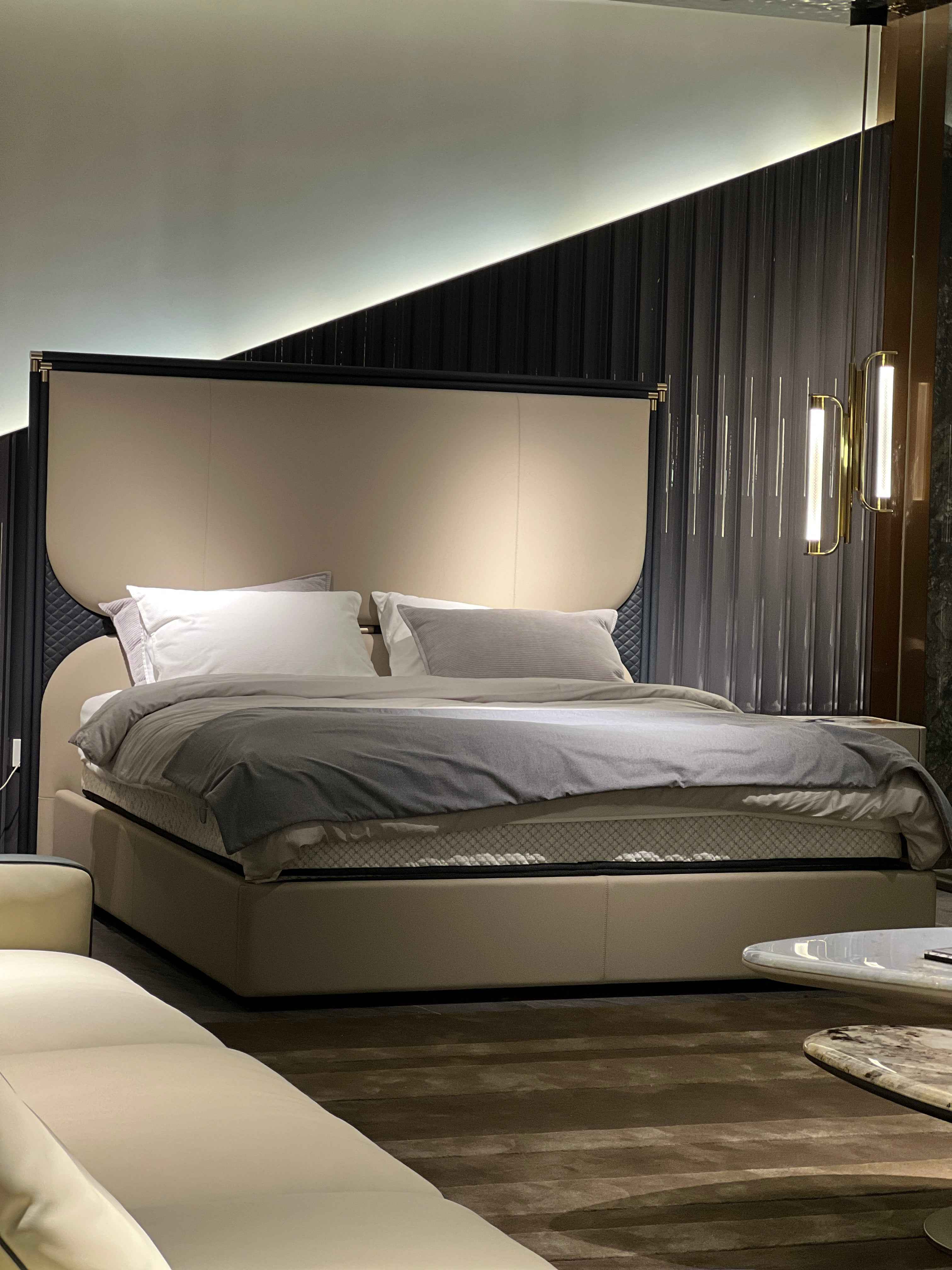 Luxury Sleep: High-quality leather design, modern simple double bed set DX5-068-1 Bed