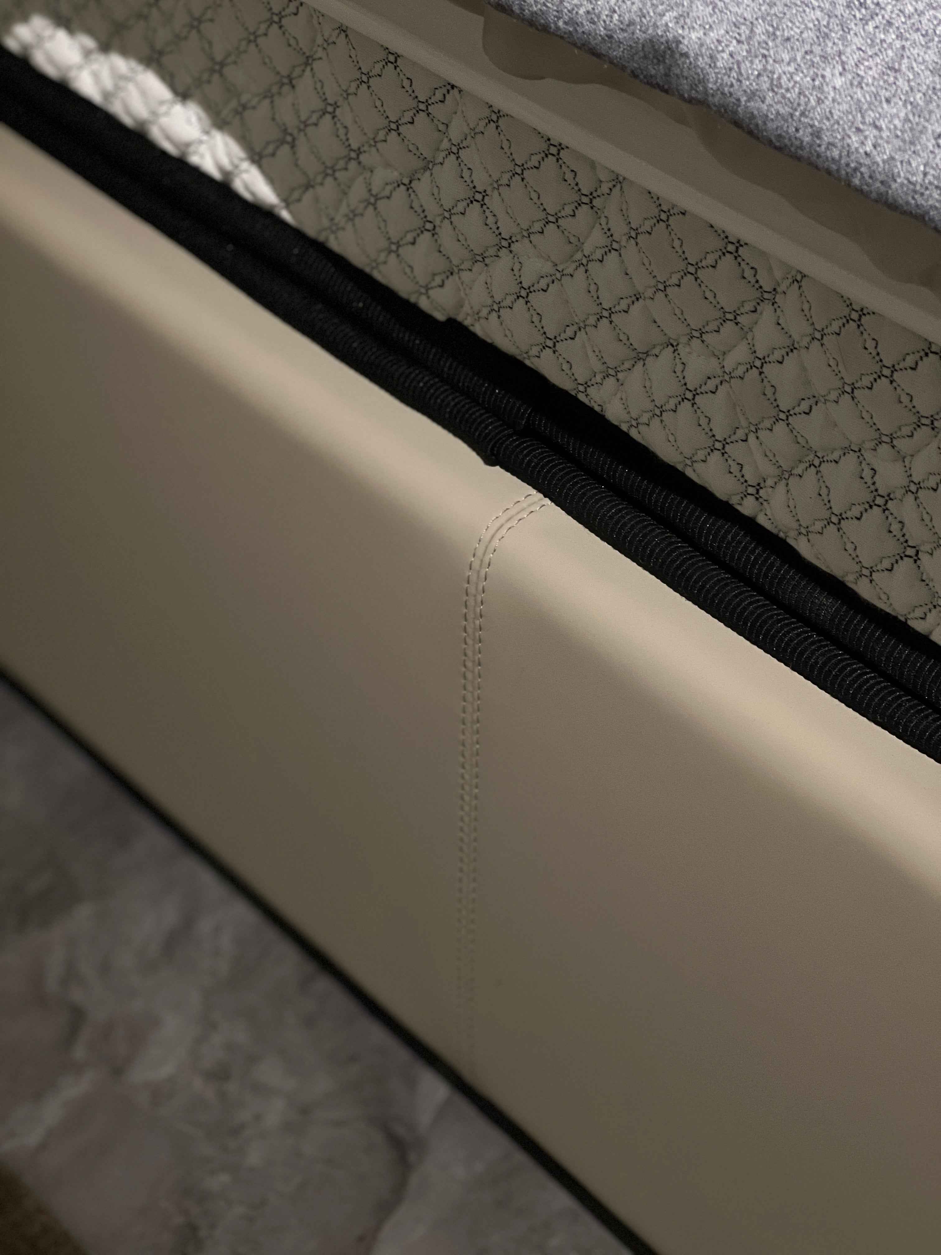 Luxury Sleep: High-quality leather design, modern simple double bed set DX5-068-1 Bed