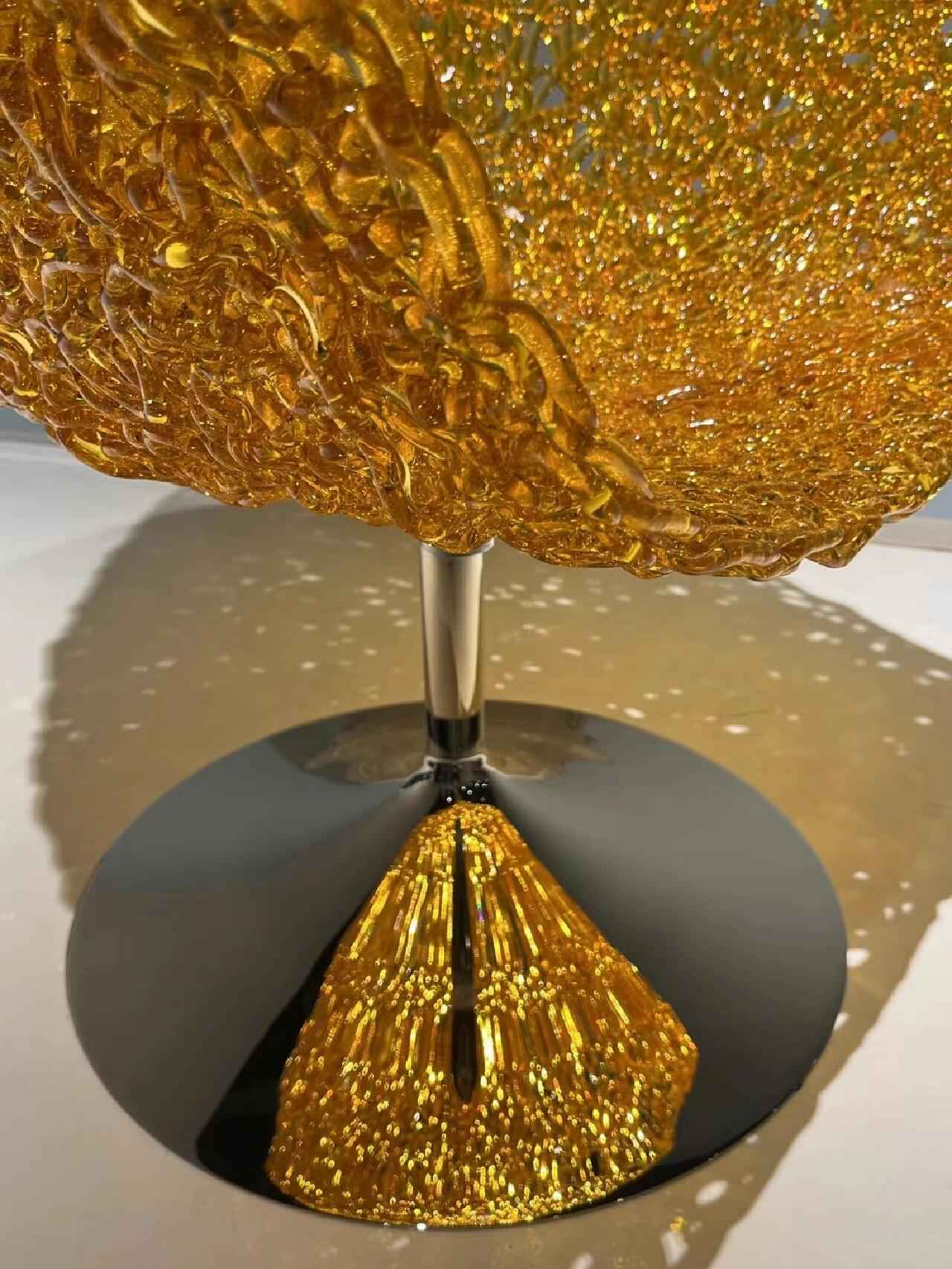 ueen Crystal Chair: Twinkling Stars of the Night Sky