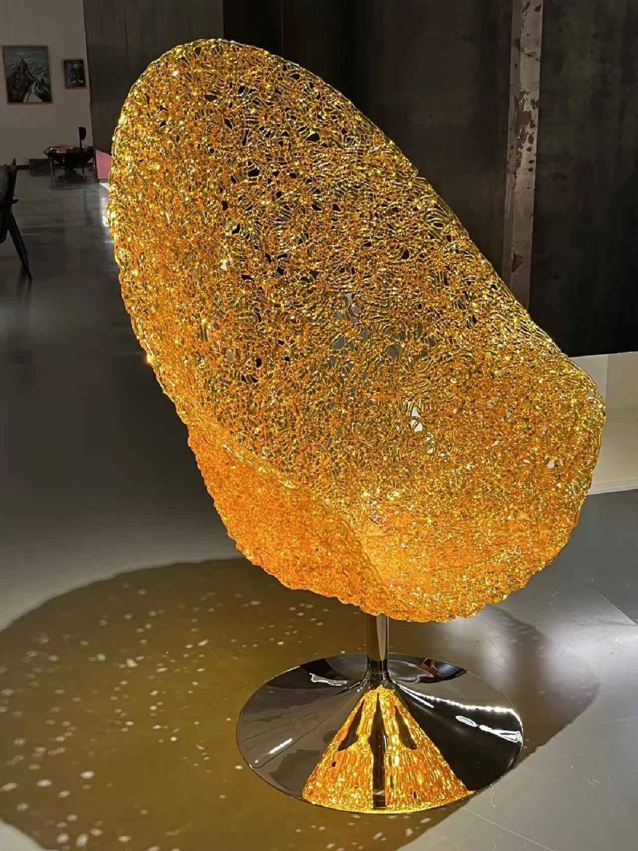 ueen Crystal Chair: Twinkling Stars of the Night Sky