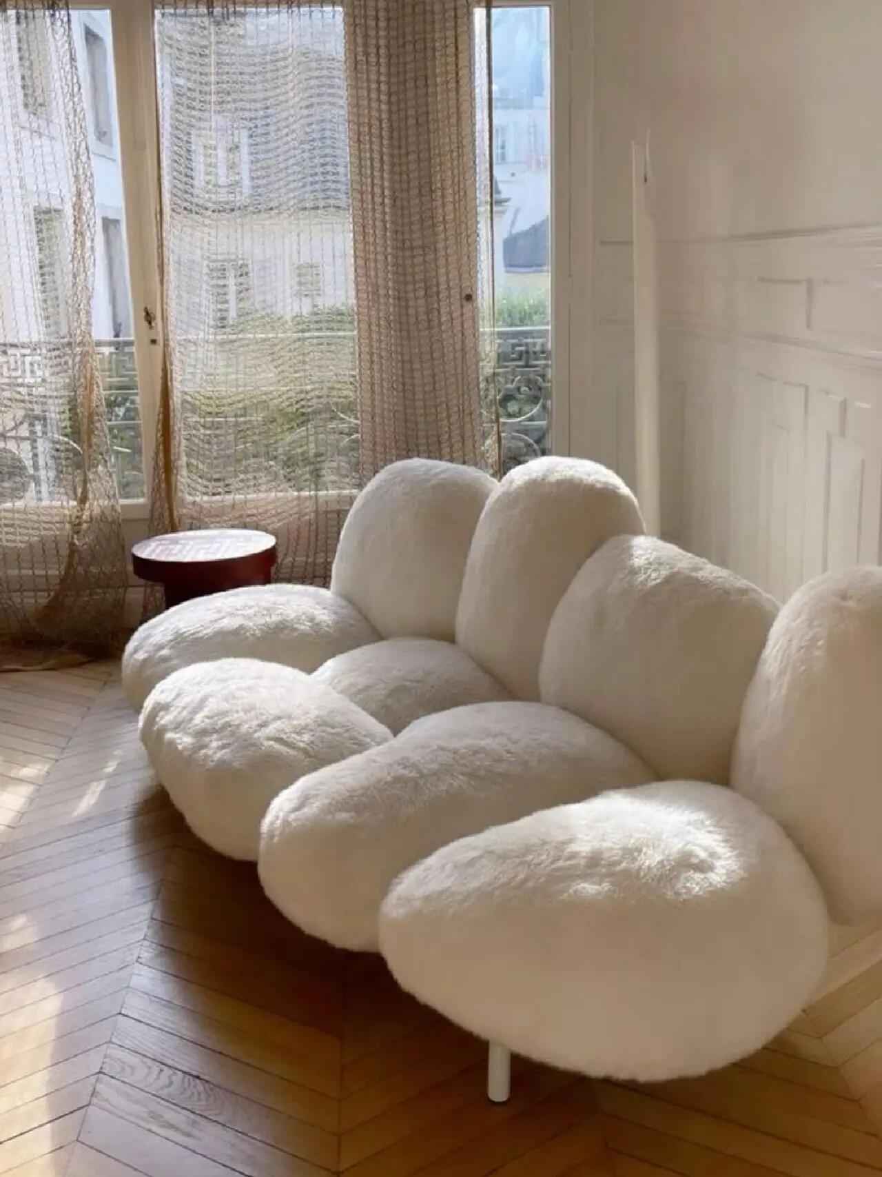 Elegant and Comfortable: The Powder-Puff Touch of the Cipria Sofa