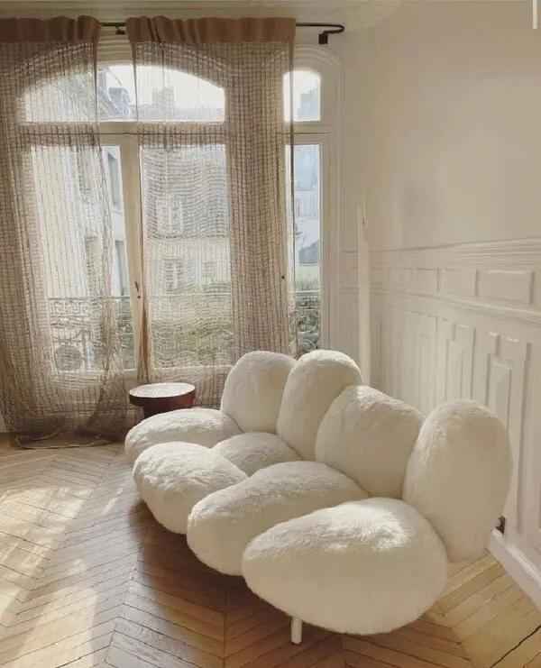 Elegant and Comfortable: The Powder-Puff Touch of the Cipria Sofa