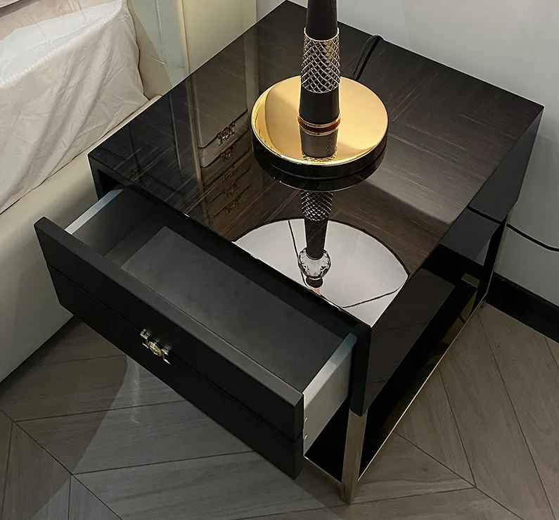 WH313B11B bedside table