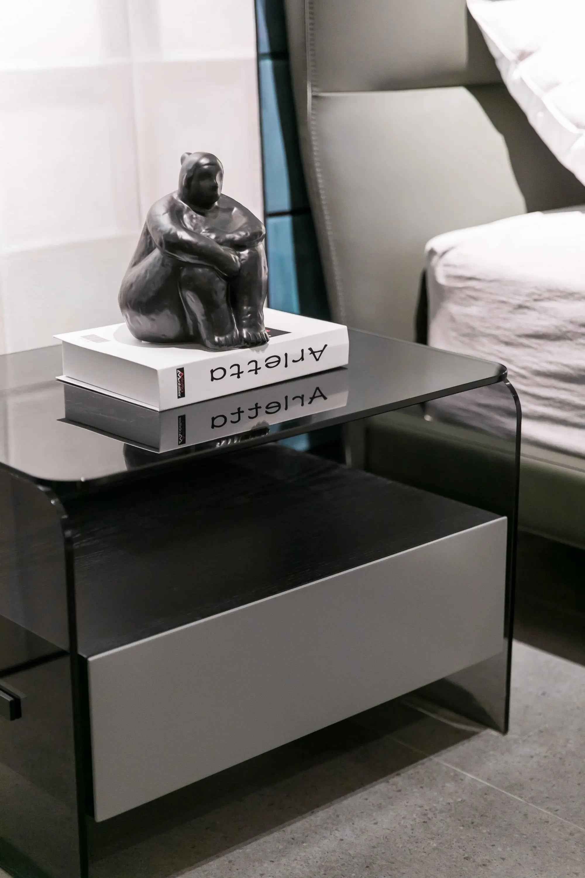 Minimalist Black Glass HX-2066-2/3 Bedside Table for Modern Bedrooms