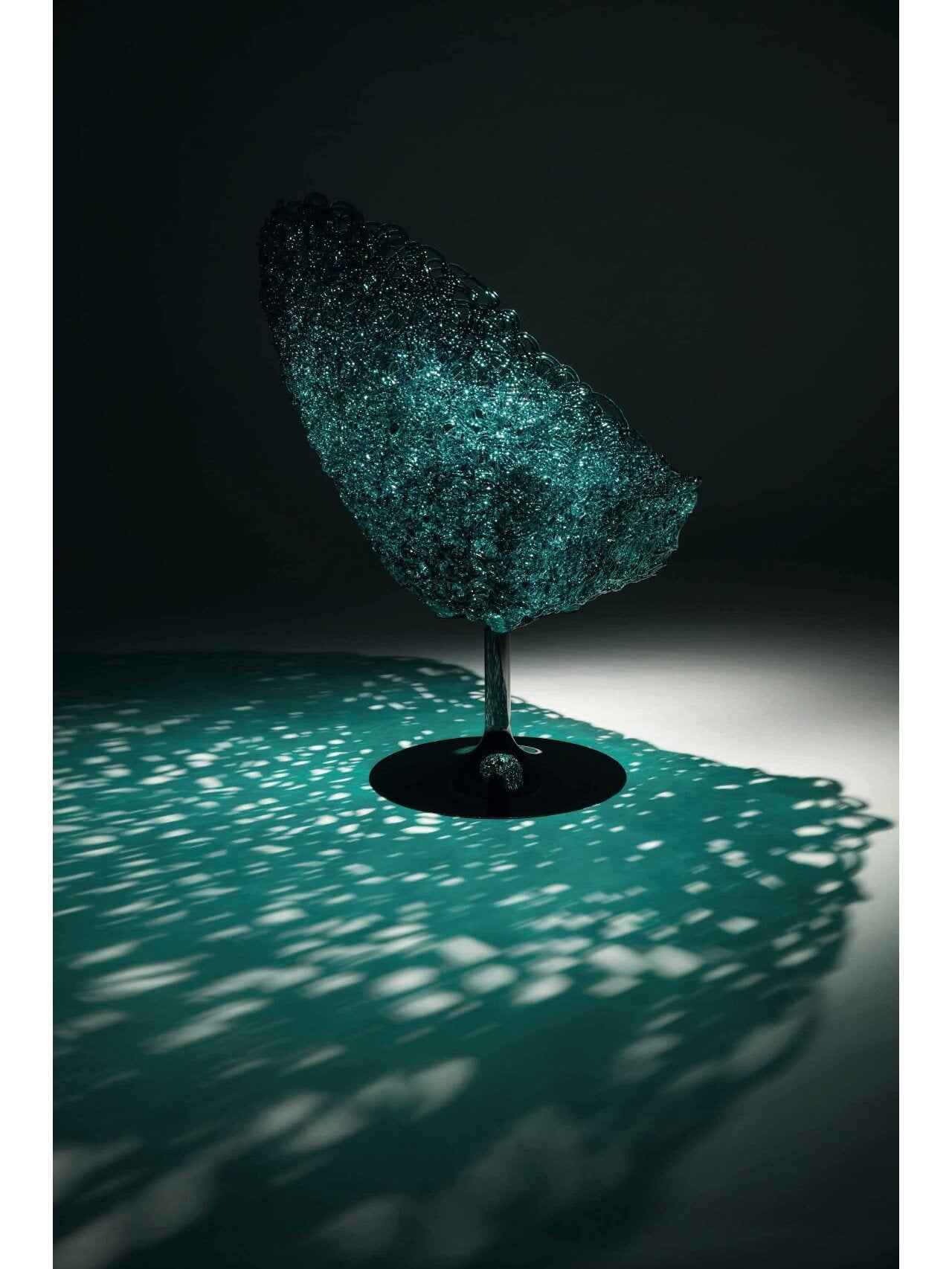 ueen Crystal Chair: Twinkling Stars of the Night Sky