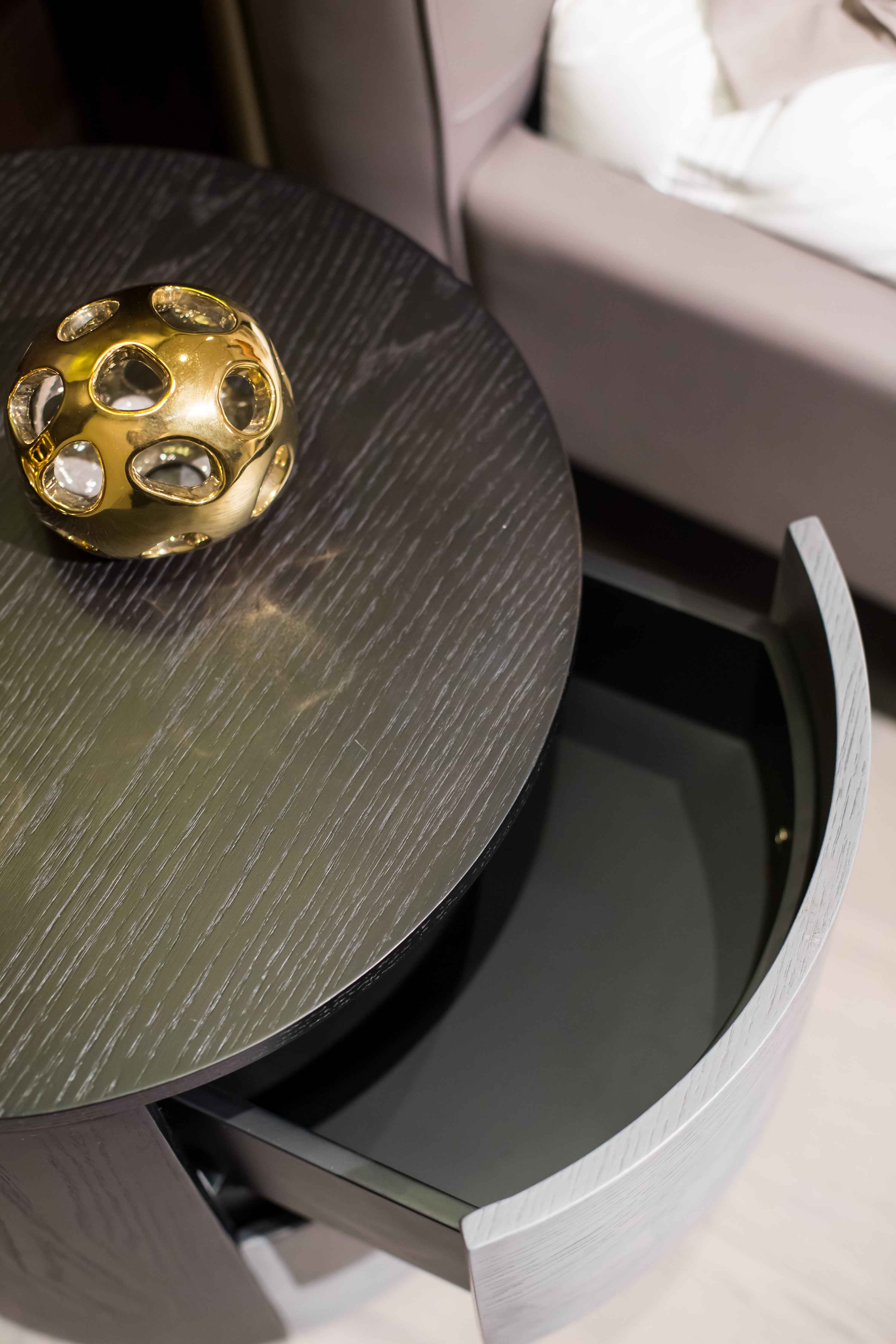 HX-1802-2 bedside table