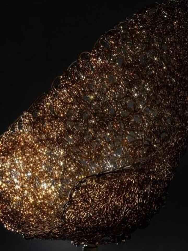 ueen Crystal Chair: Twinkling Stars of the Night Sky