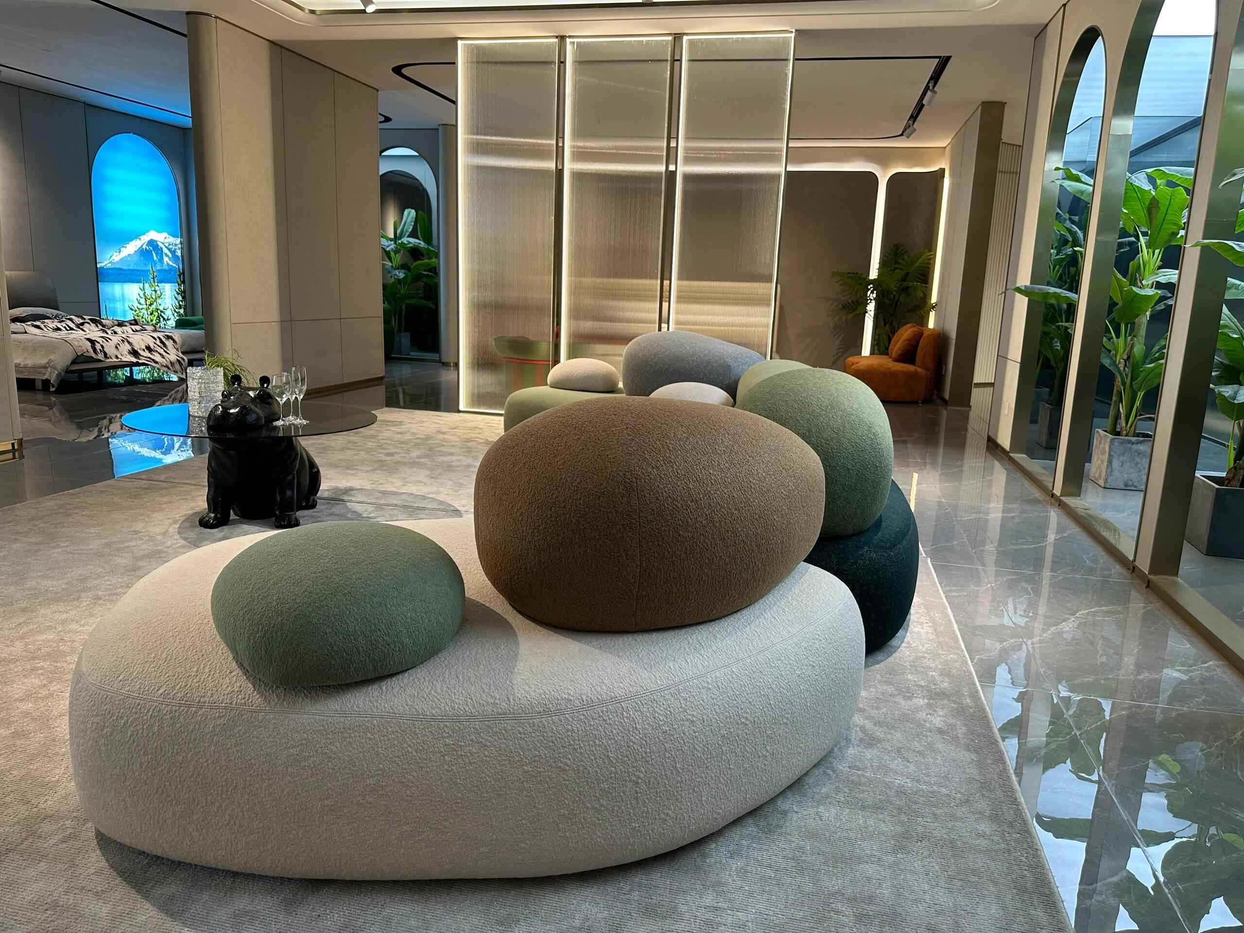 Infinite Creativity: Flexible Modular System of Pebble Sofas