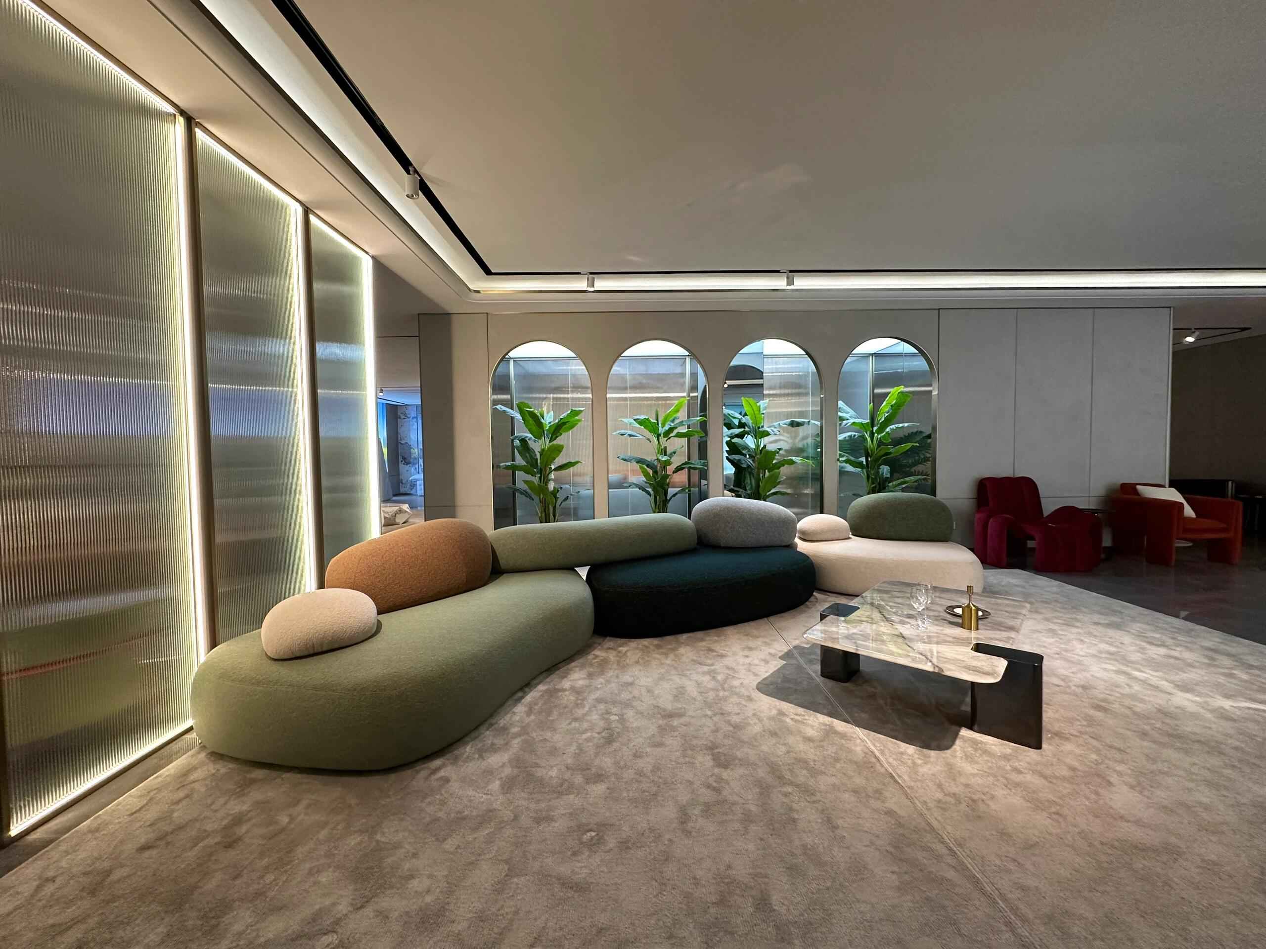 Infinite Creativity: Flexible Modular System of Pebble Sofas