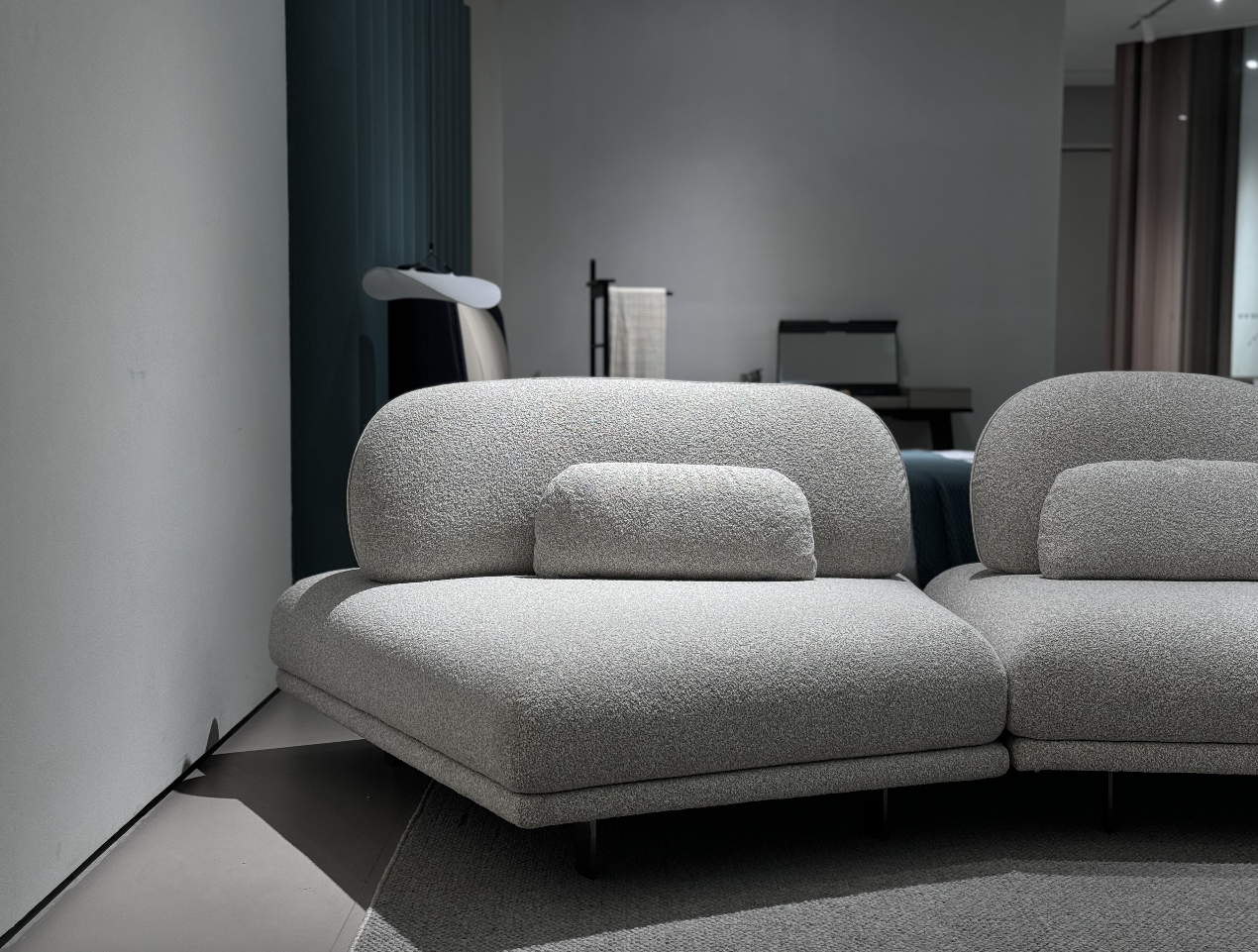 VJ2-2339 Combination Sofa Comfortable and soft to sit on - Chiuchiufurniture