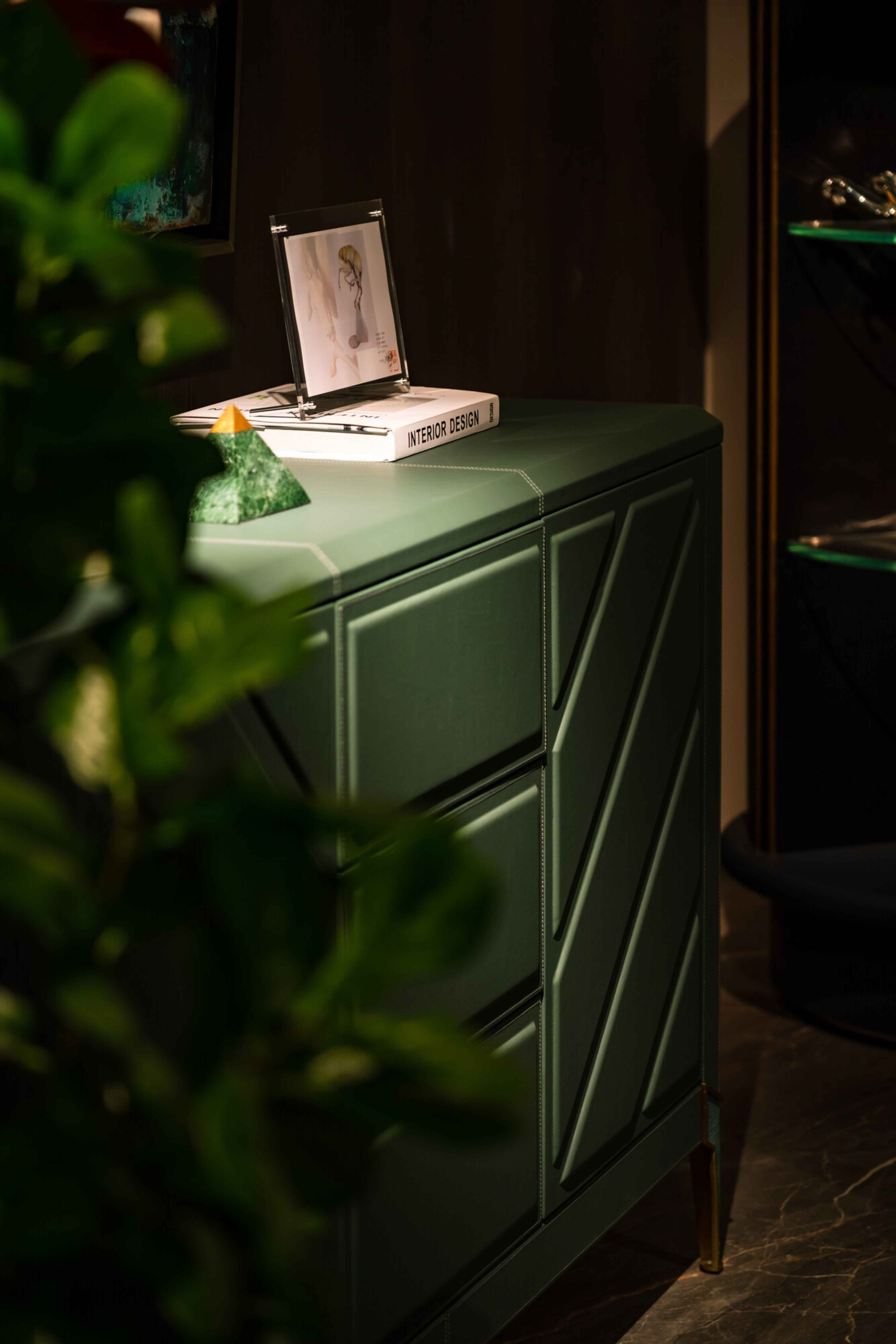 APTA-2975 Dining Cabinets