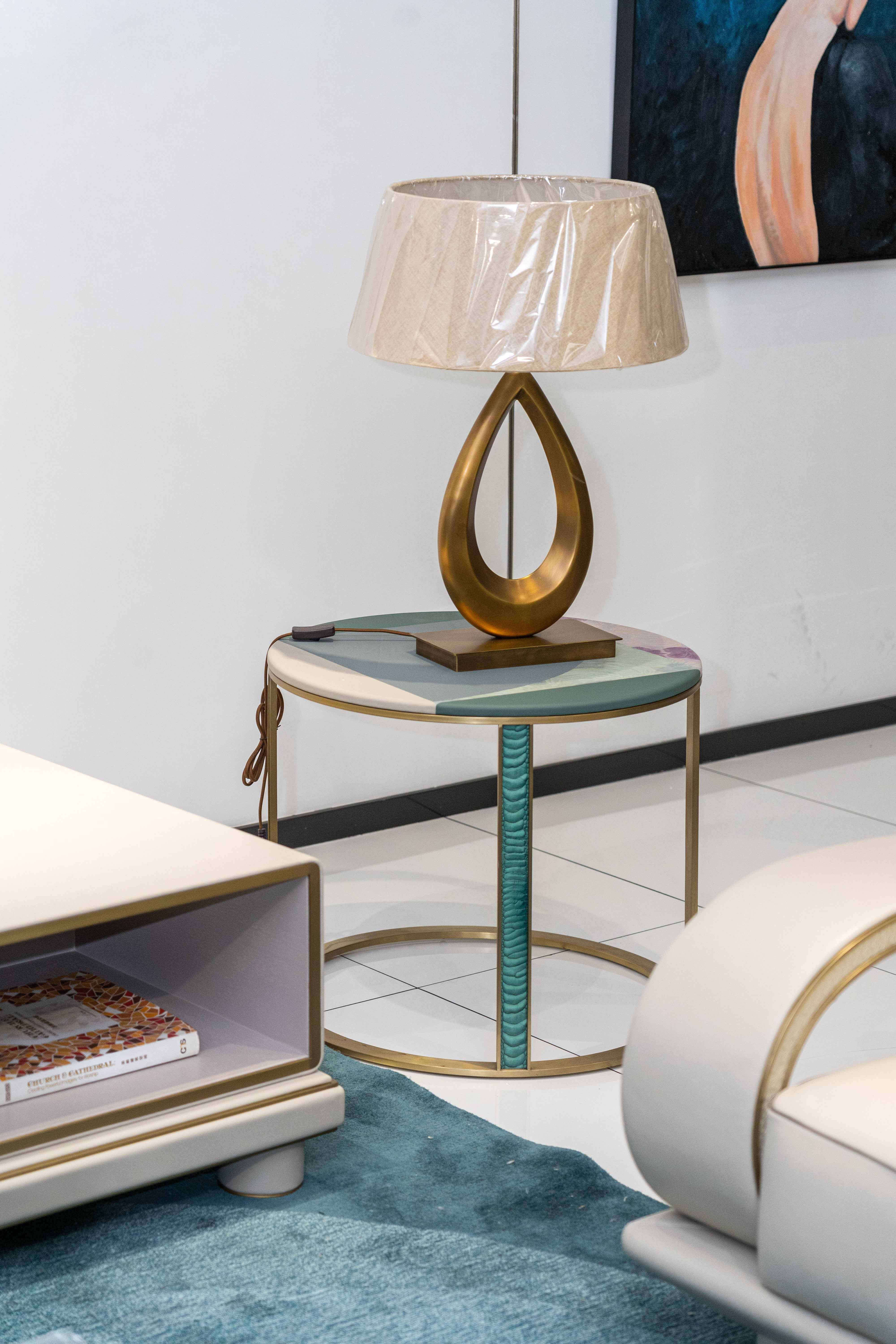 APTC-3070 Round coffee table