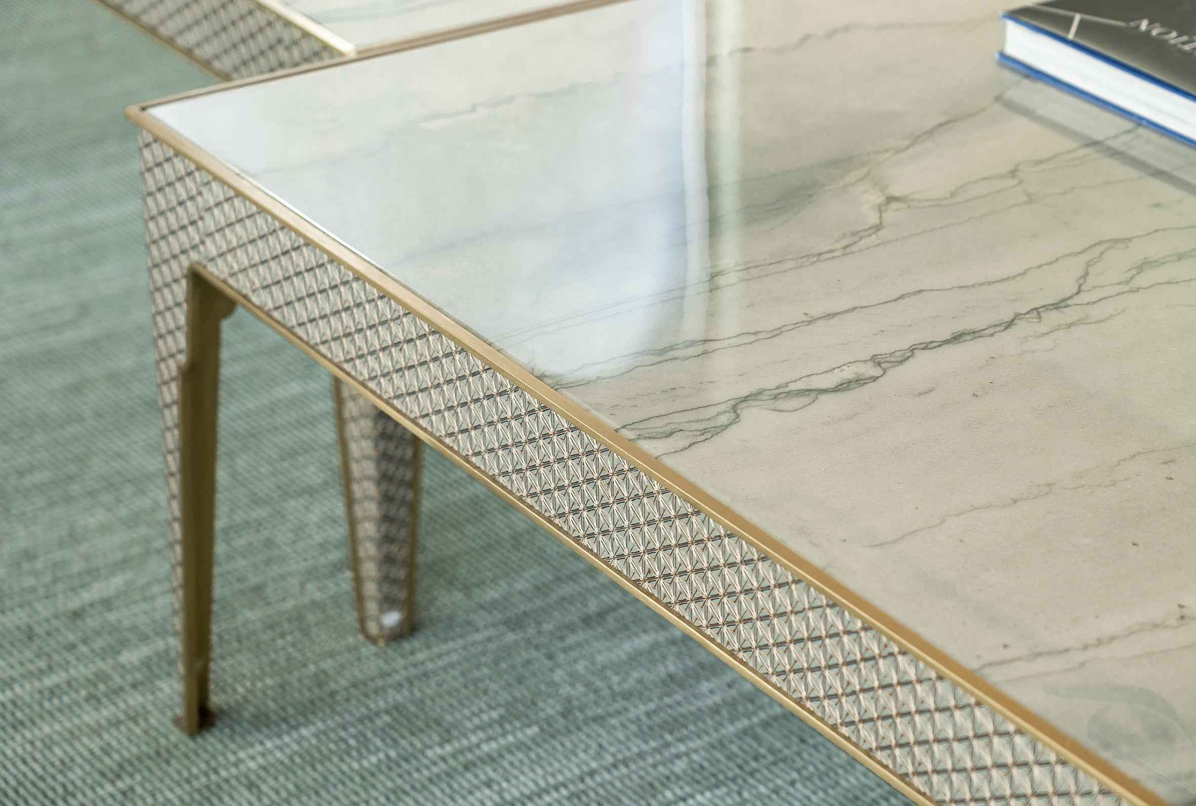 APTC-3136 Tea table Coffee Table