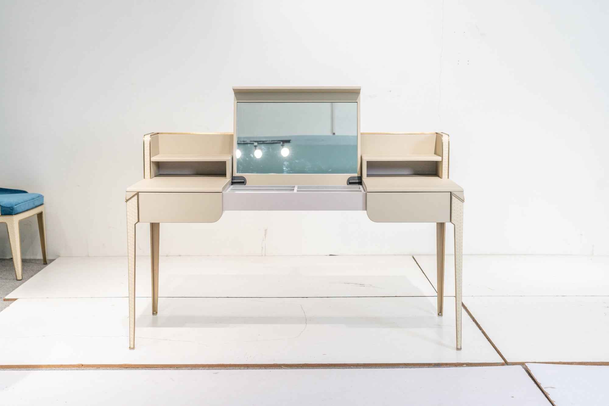 APTD-2925 Dressing table