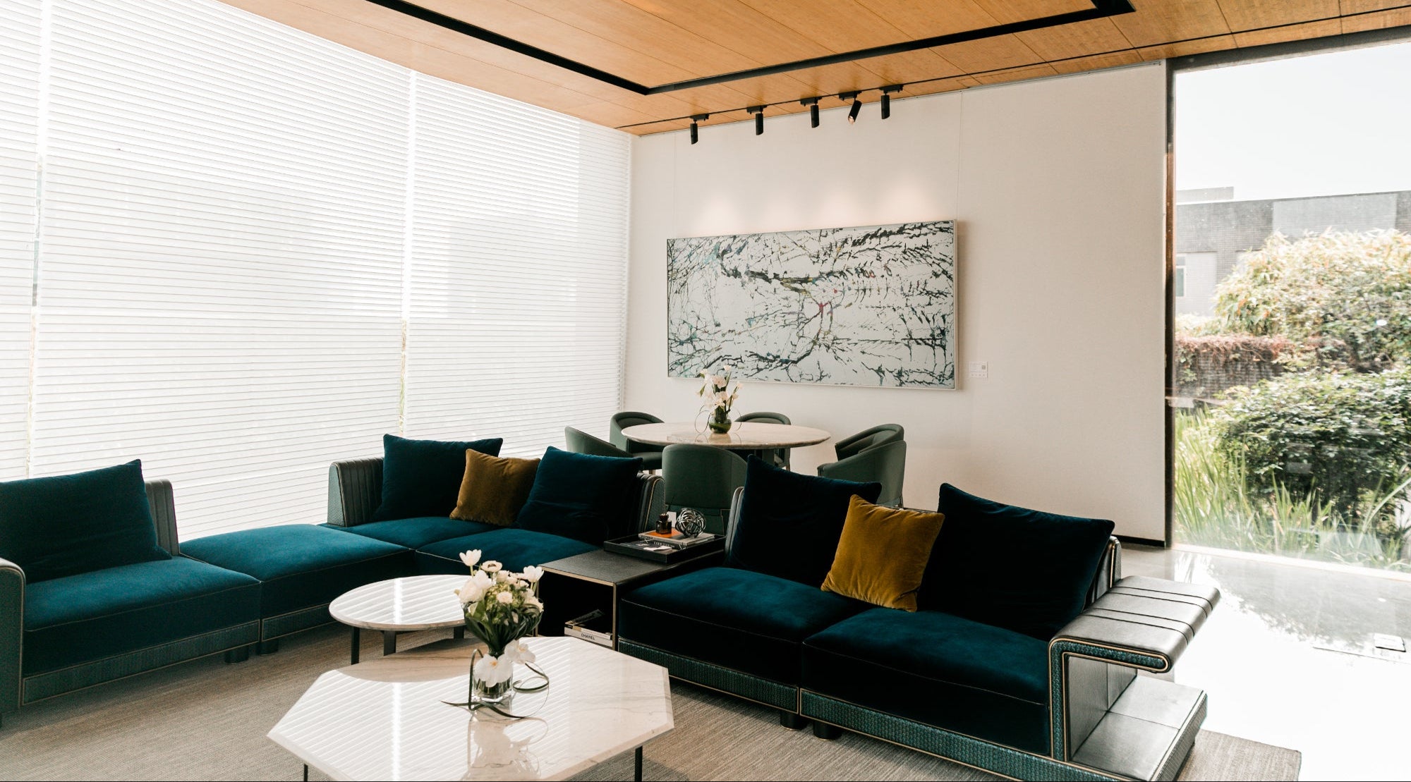 APTS-2977 Sofa Sectional Sofas - Chiuchiufurniture