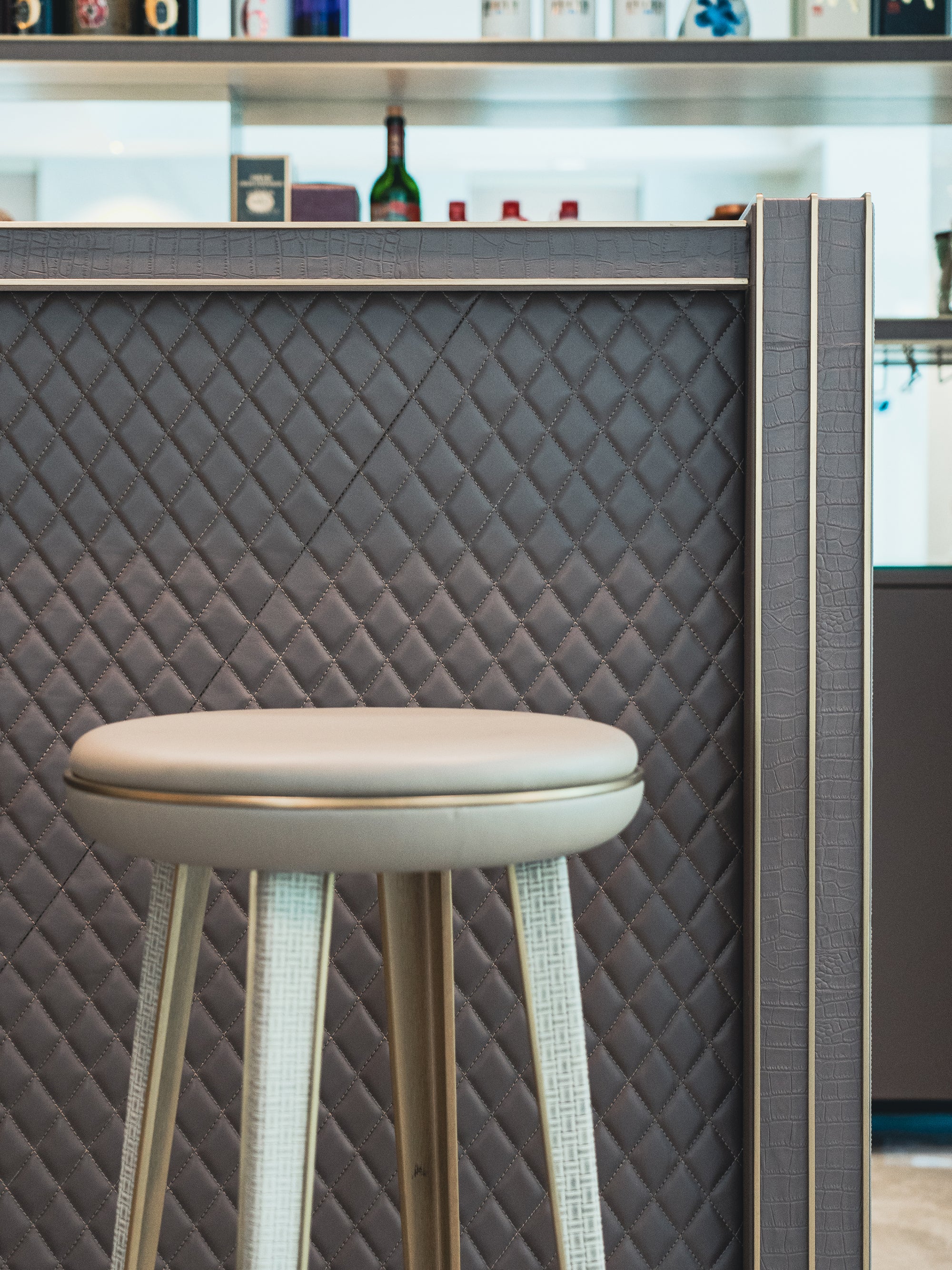 APTV-2630 Bar Stools Bar chair - Chiuchiufurniture