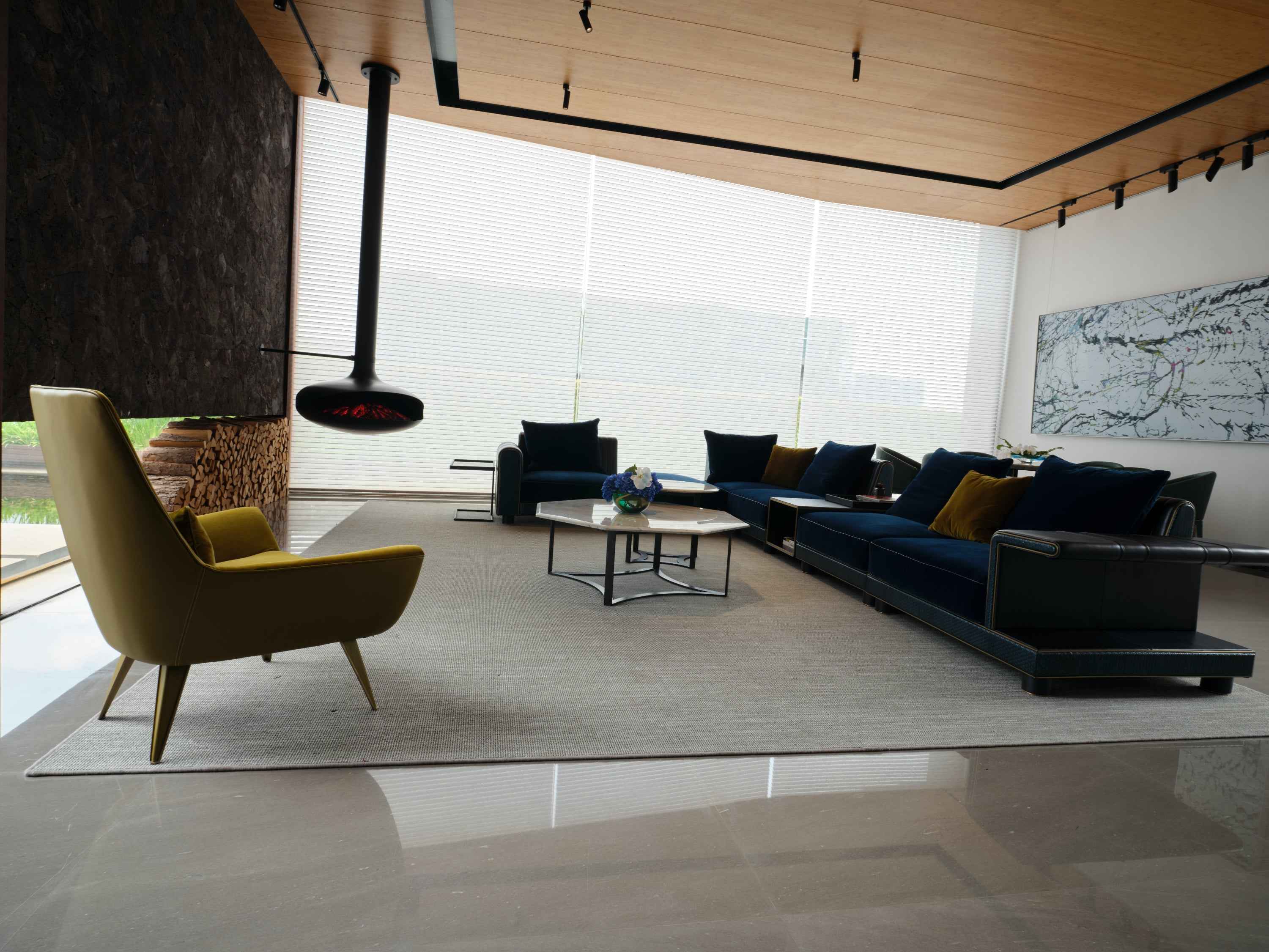 APTC-3060 Round table