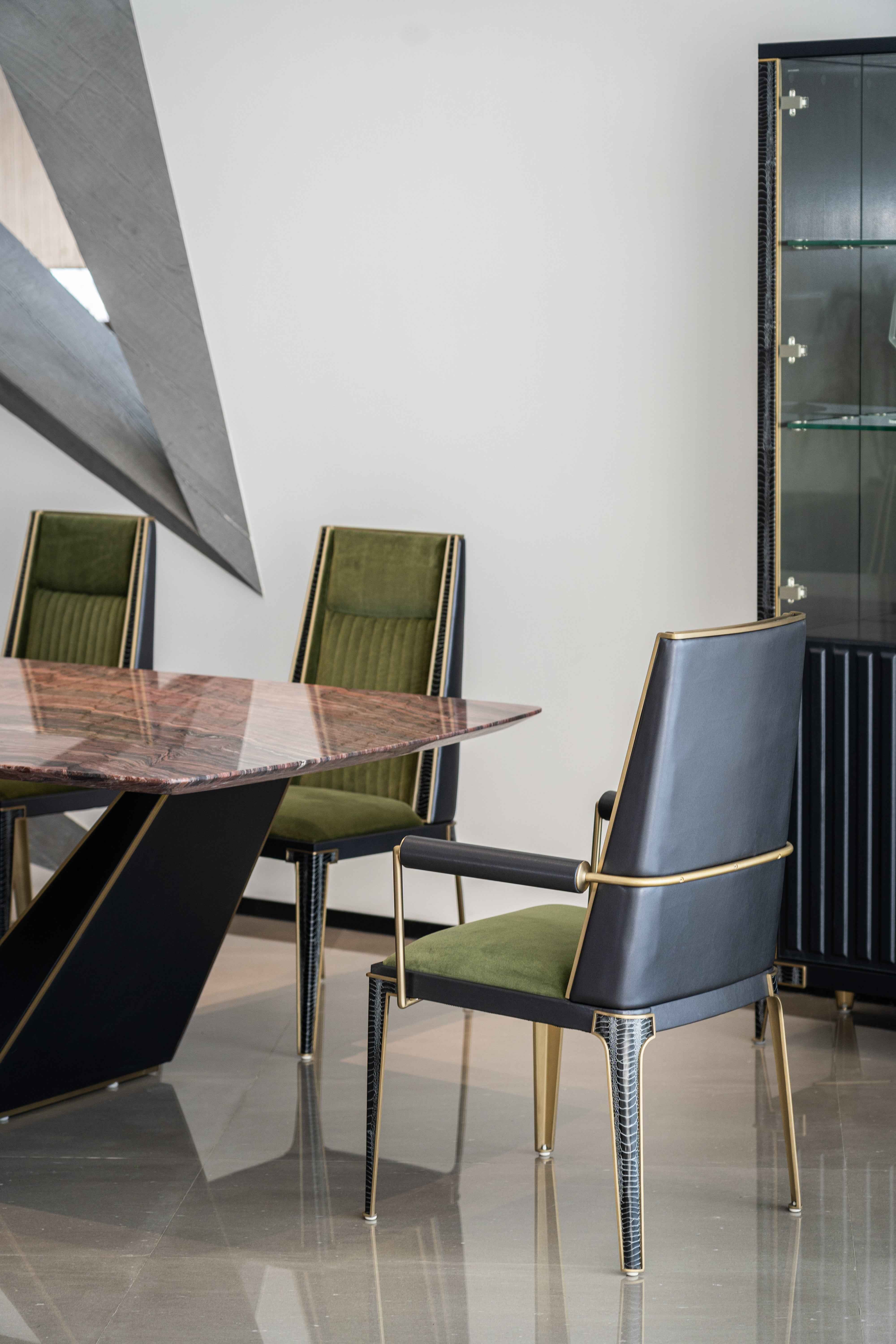 APTV-3005 Dining chair