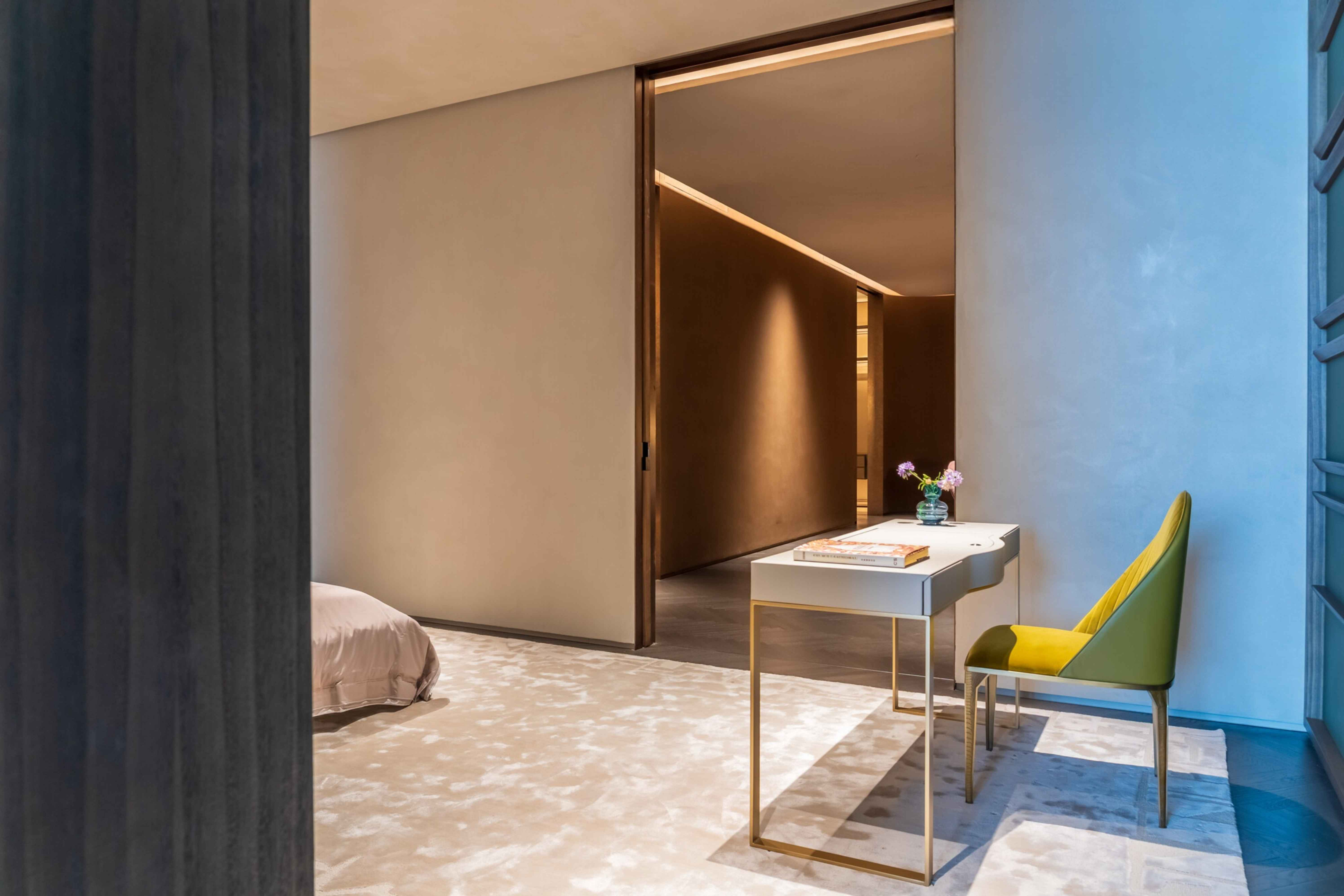 APTV-3095 Dining chair