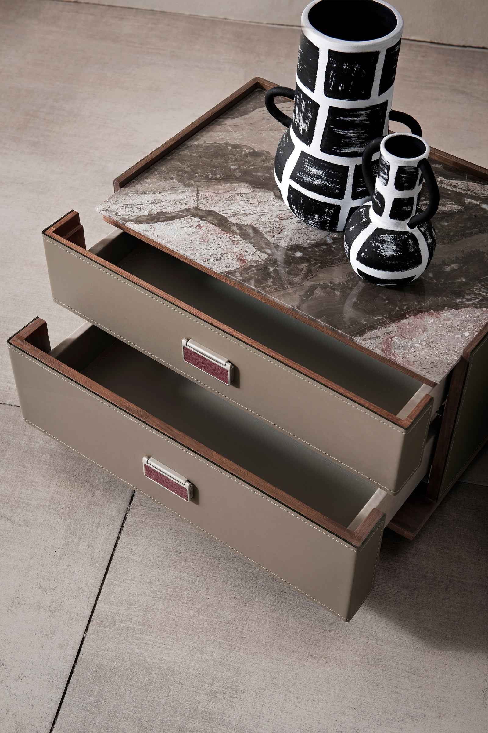 CG-1016 Minimalism Bedside table