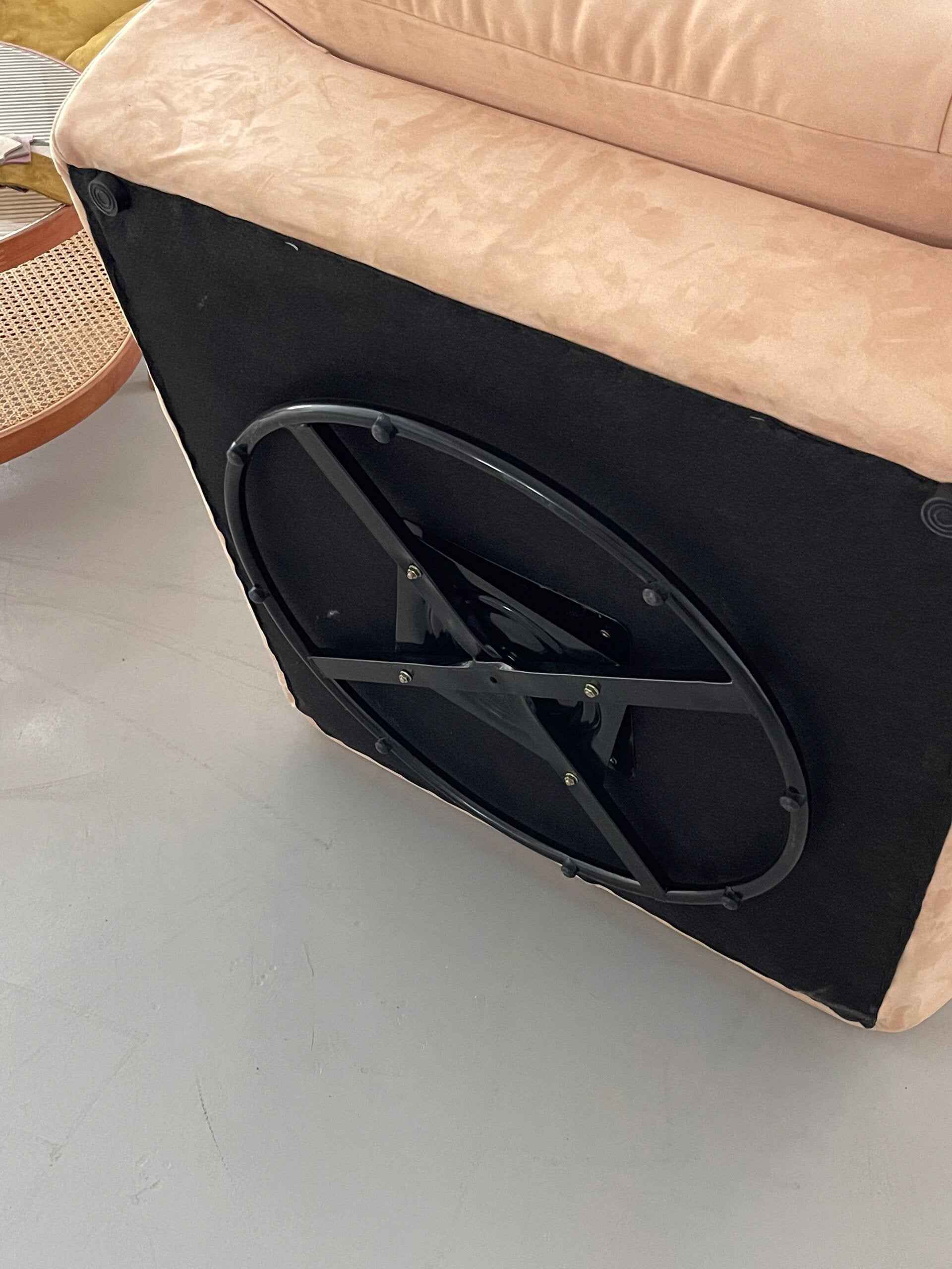 2255 Lounge chair Milano Cloud Swivel Chair