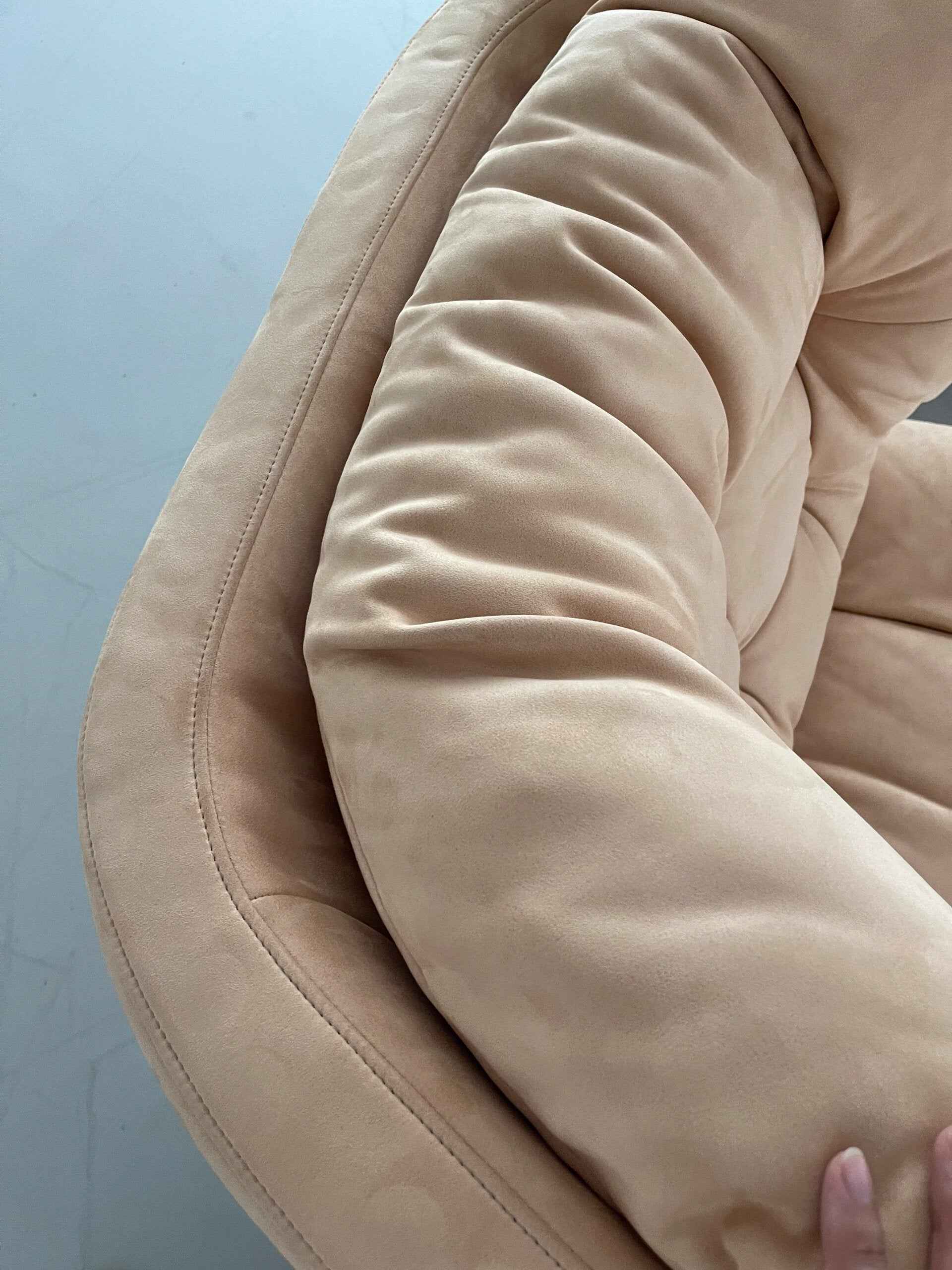 2255 Lounge chair Milano Cloud Swivel Chair