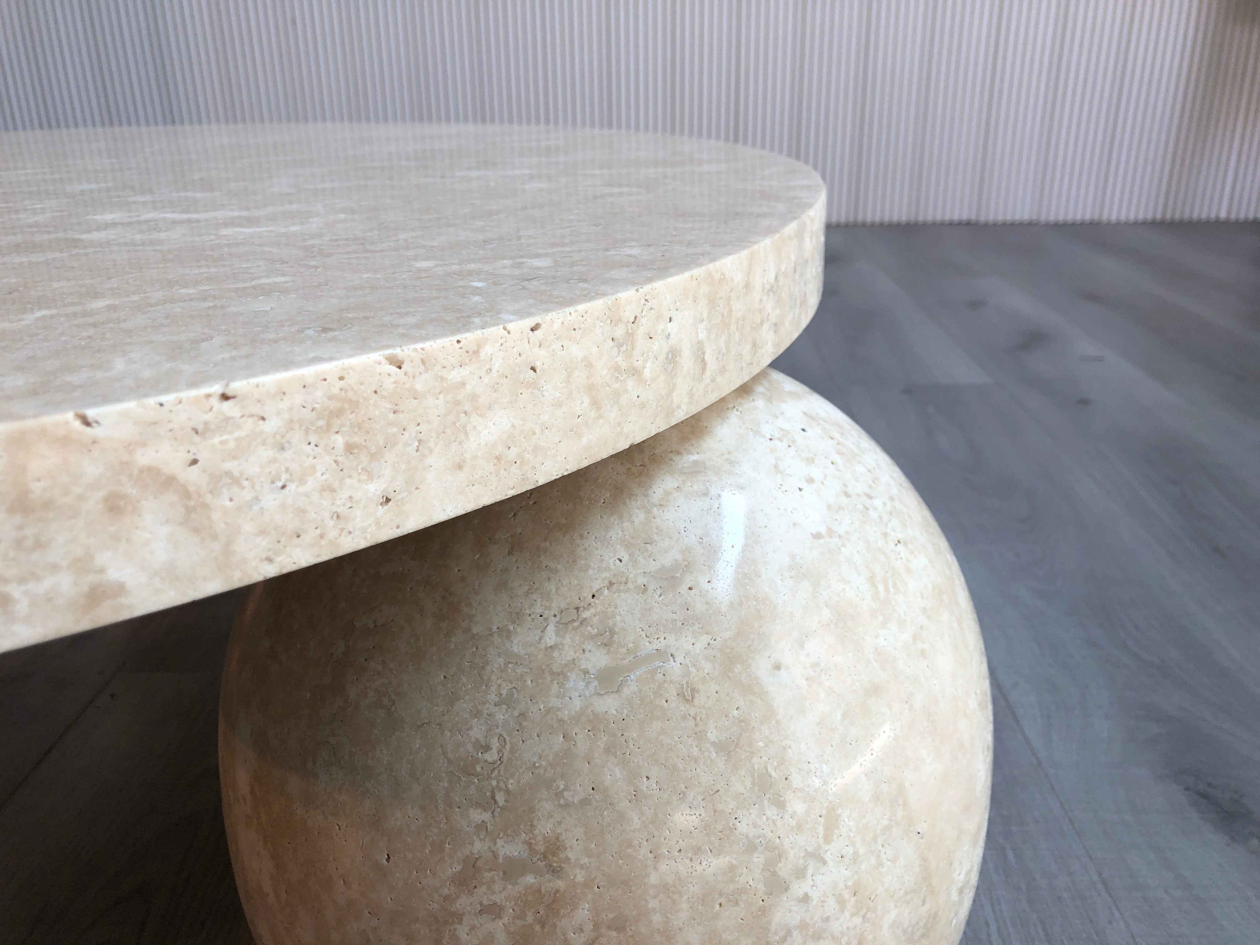 CJ-333 Stone Ball Round Coffee Table