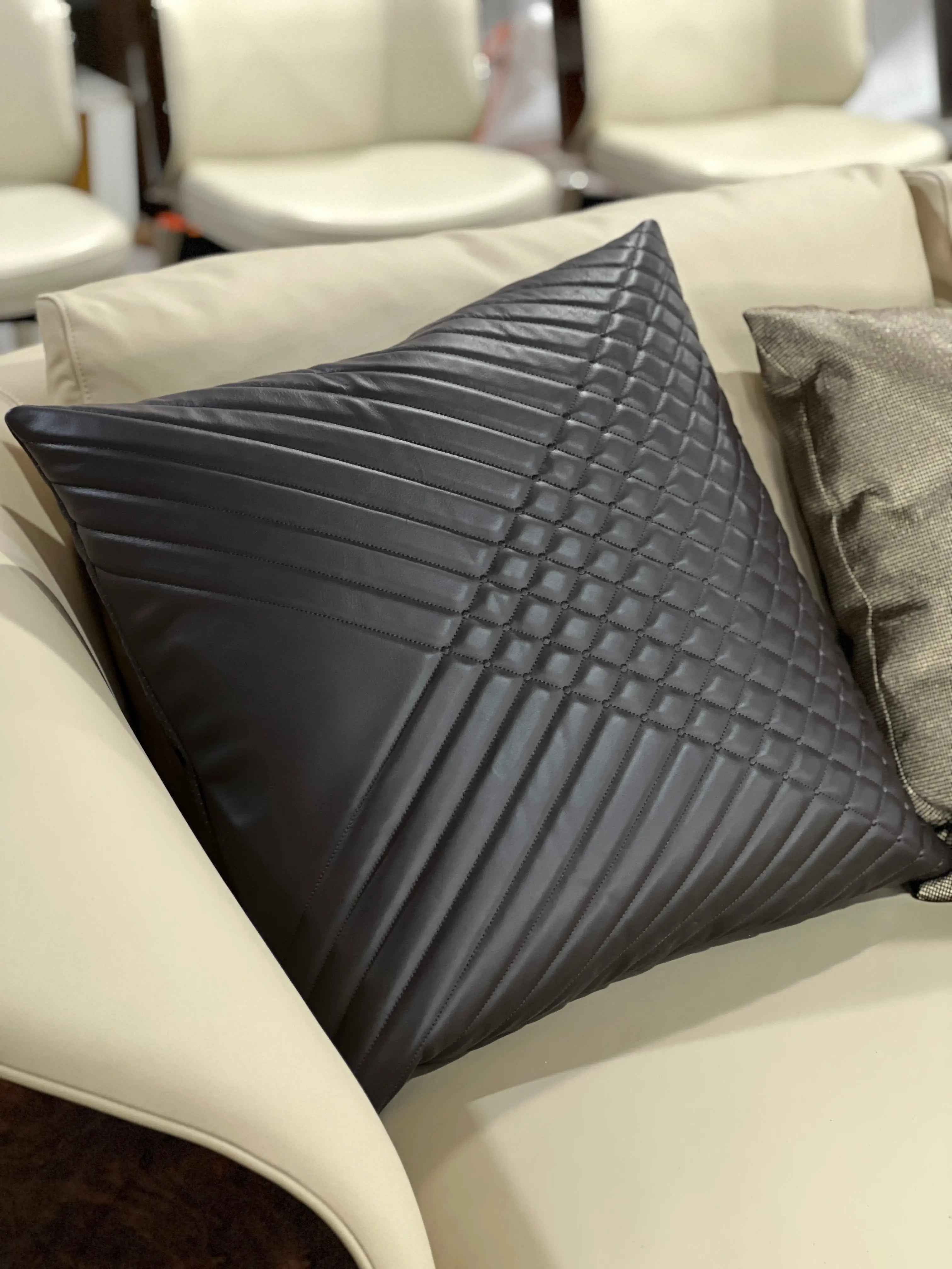 Contemporary Bentwood Bentley style Kingswood Sofa with walnut Wood Veneer Finish for Stylish Living W006SF2B Sofa