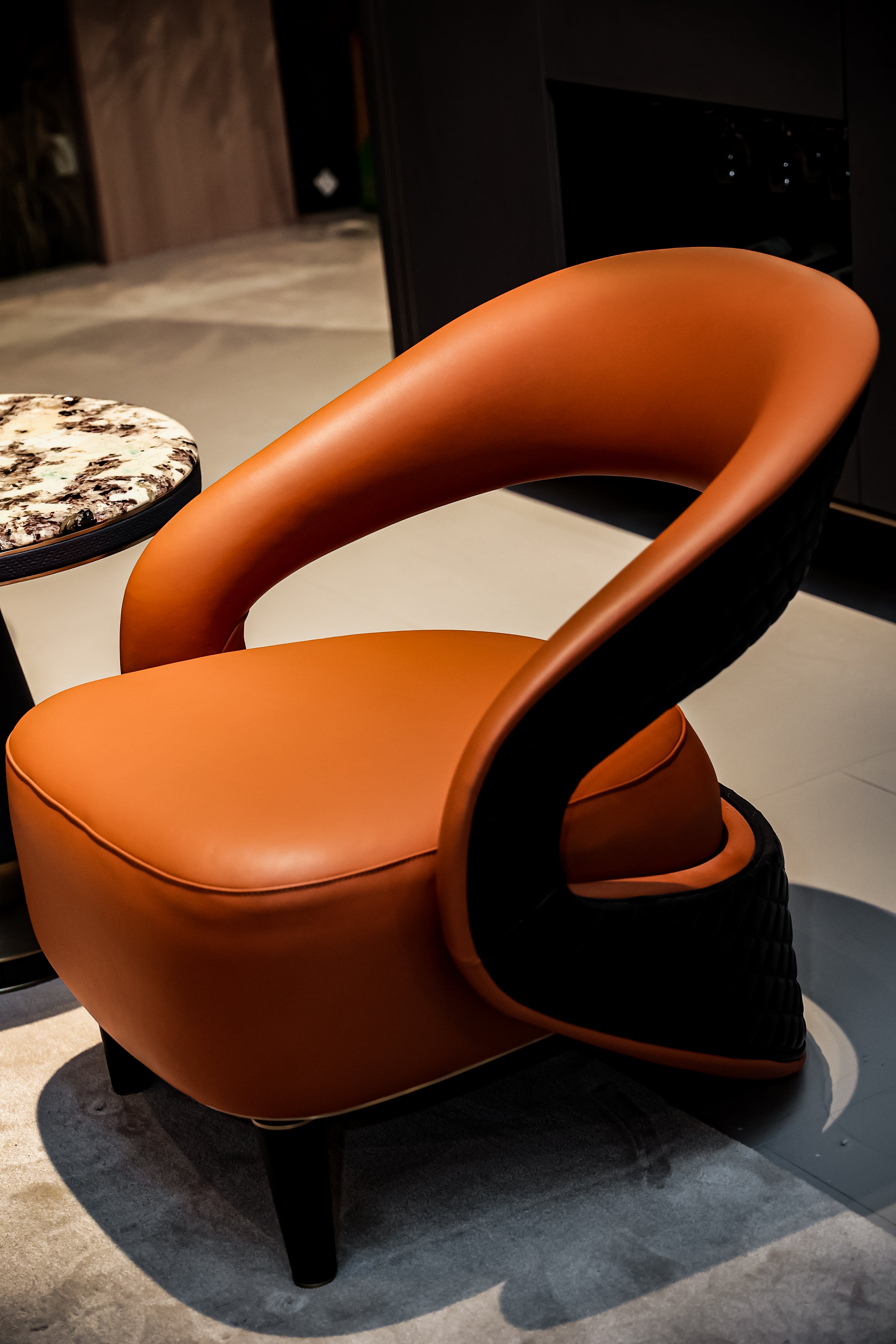 DE2-069-1 Leisure chair Comfortable and soft to sit on - Chiuchiufurniture