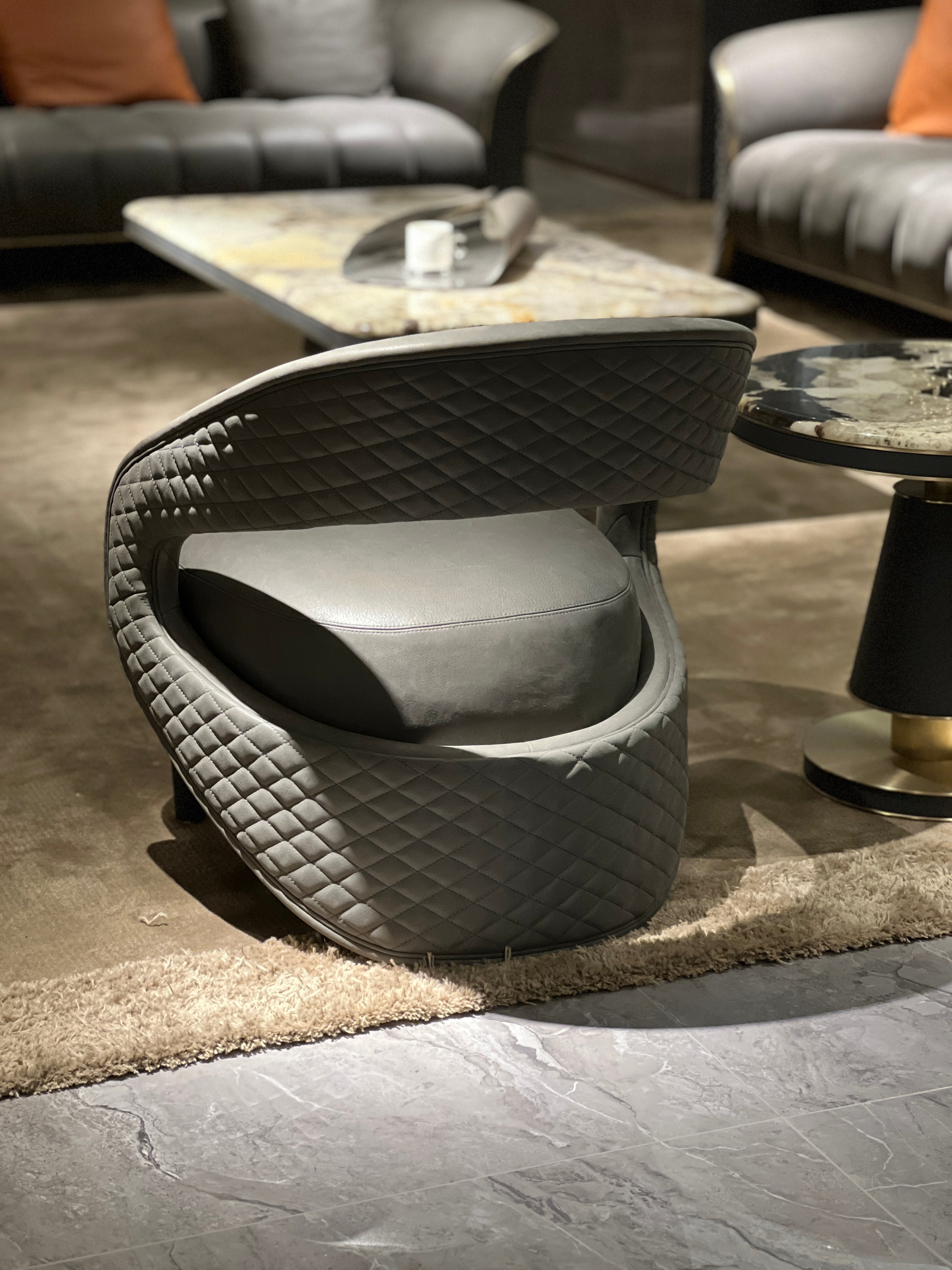 DE2-069-1 Leisure chair Comfortable and soft to sit on - Chiuchiufurniture