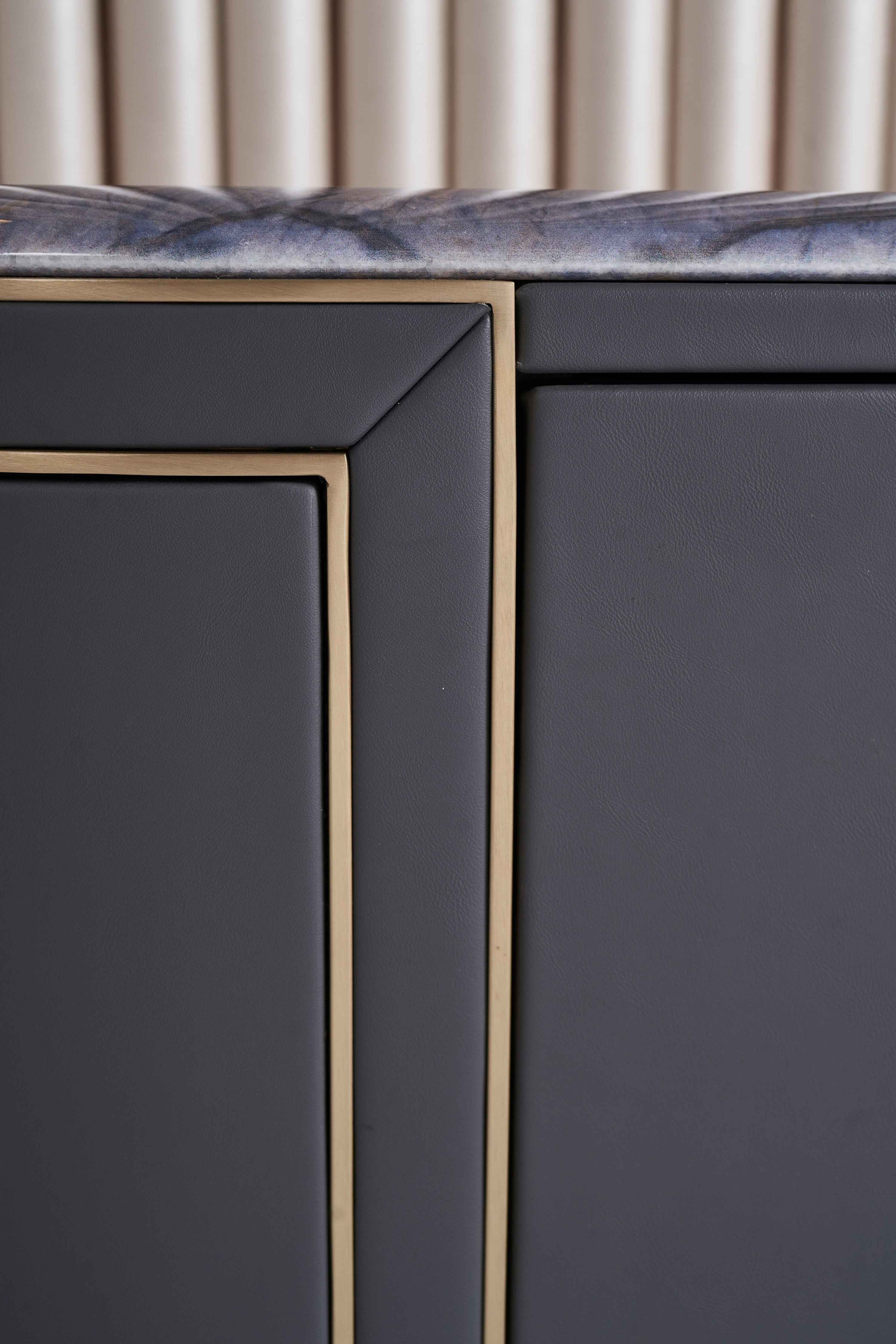 DH-053-2 FLOOR CABINET