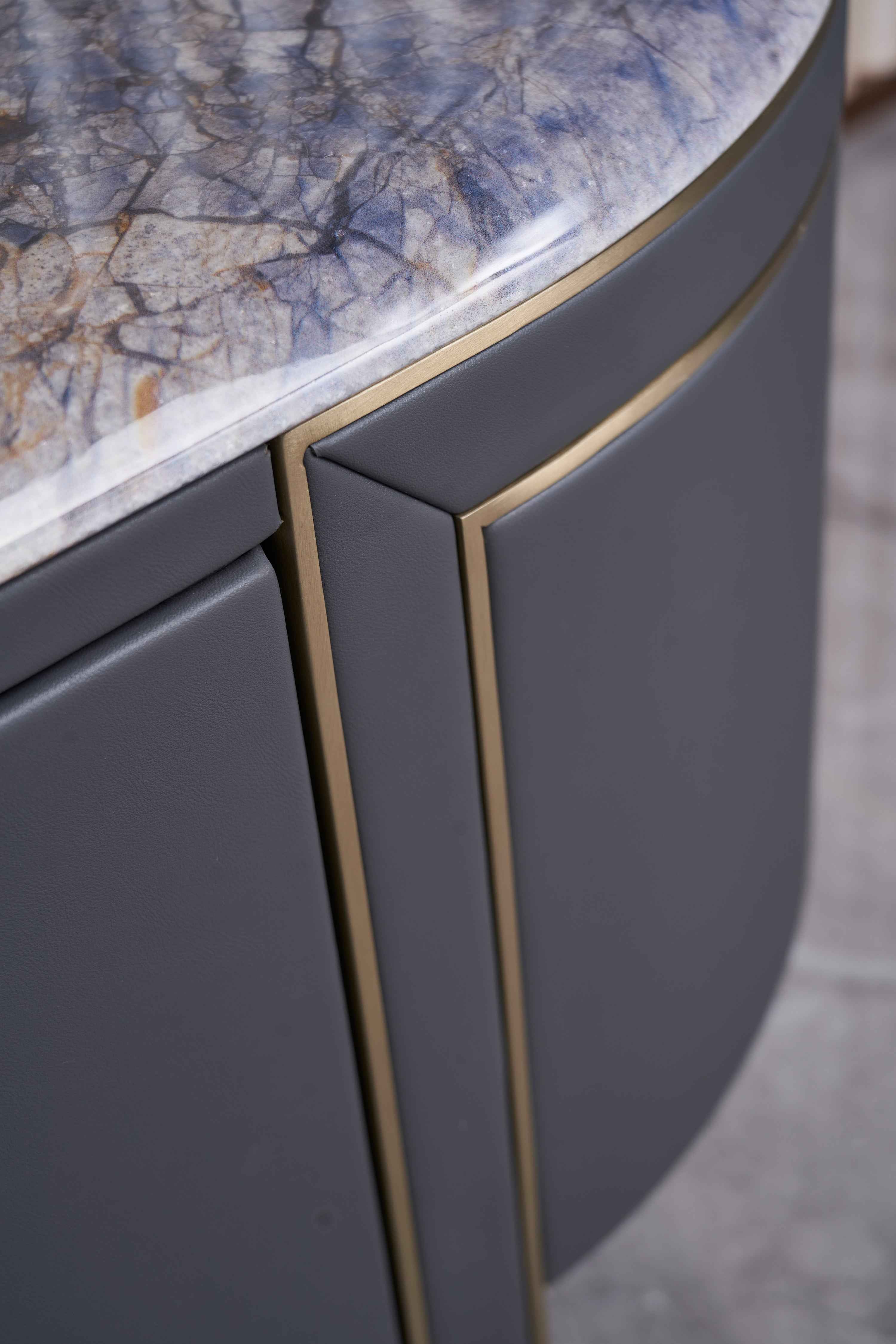 DH-053-2 FLOOR CABINET