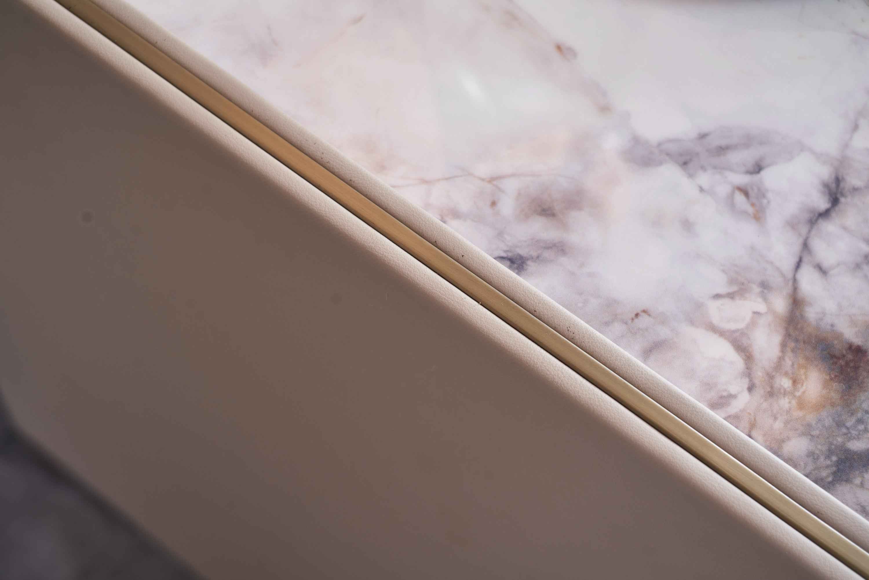 DH-053-1 FLOOR CABINET