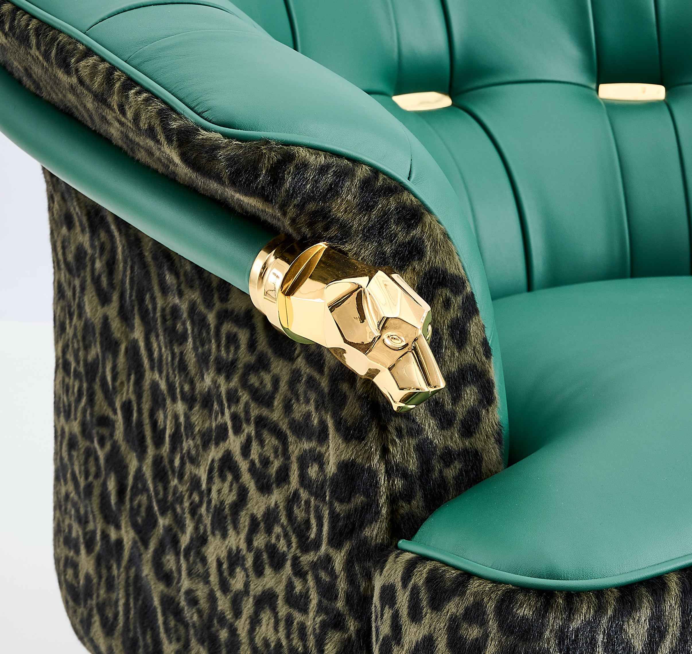 FB105CHB Lounge chair