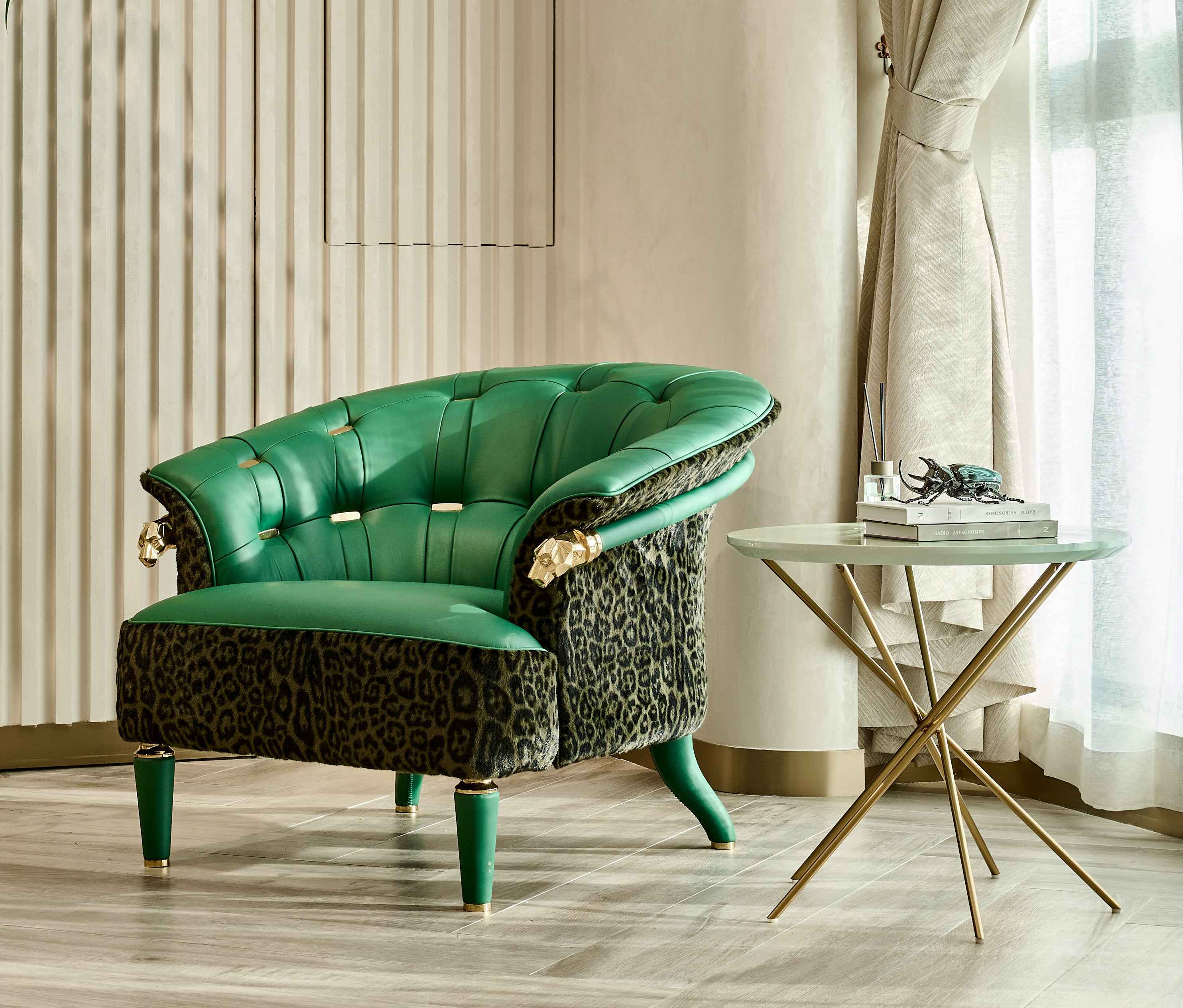 FB105CHB Lounge chair