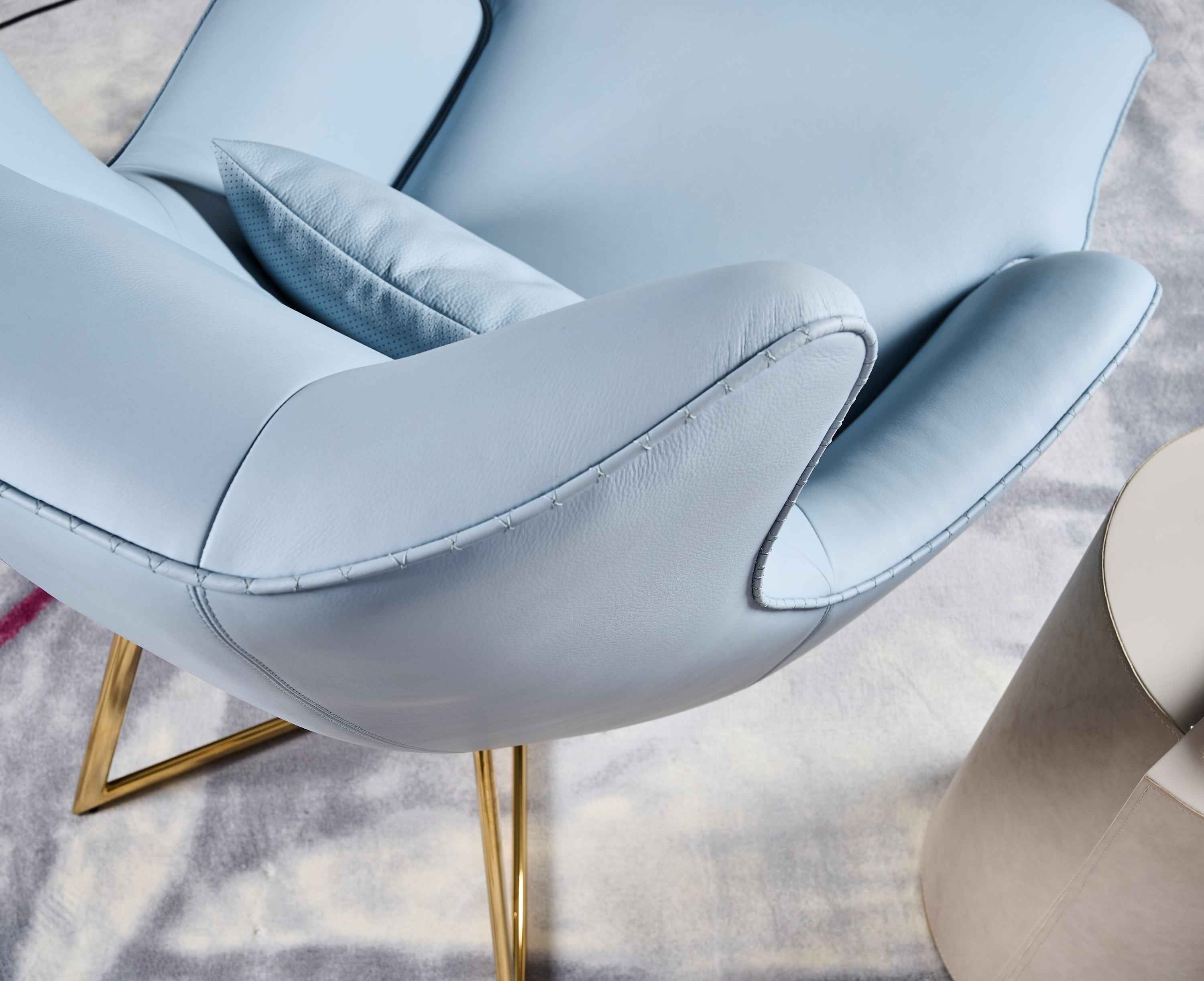 FB119SF14 Lounge chair