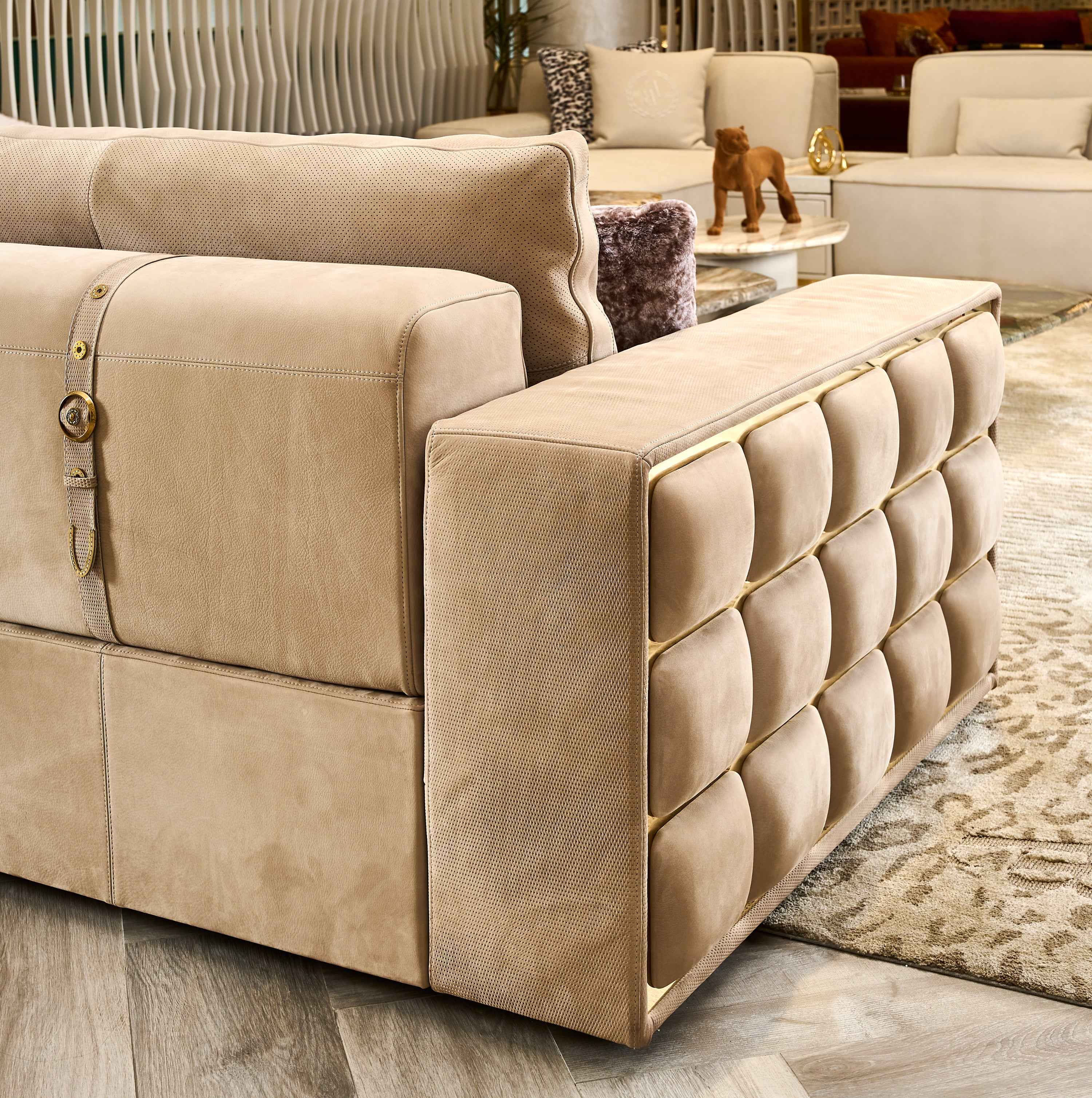FB119SF4 Sofa