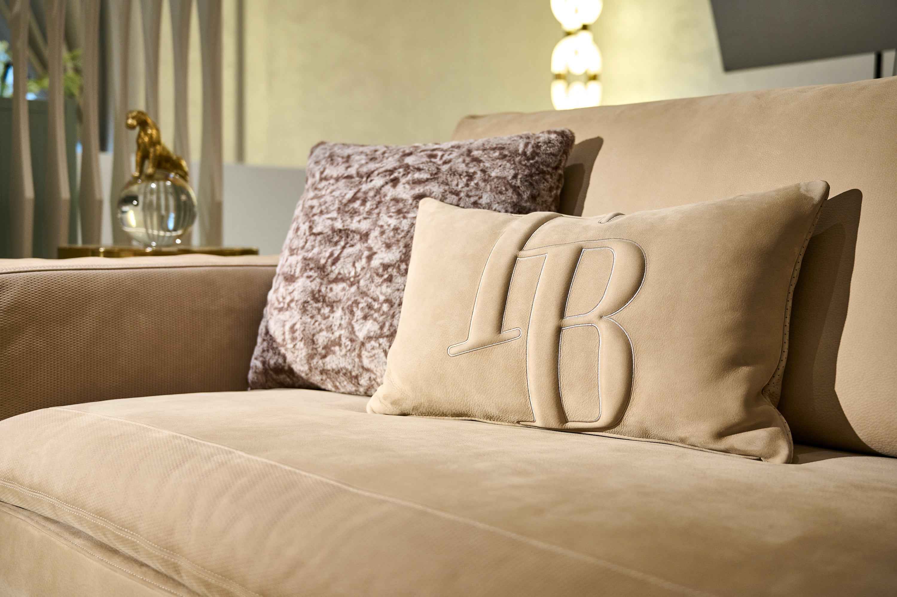 FB119SF4 Sofa