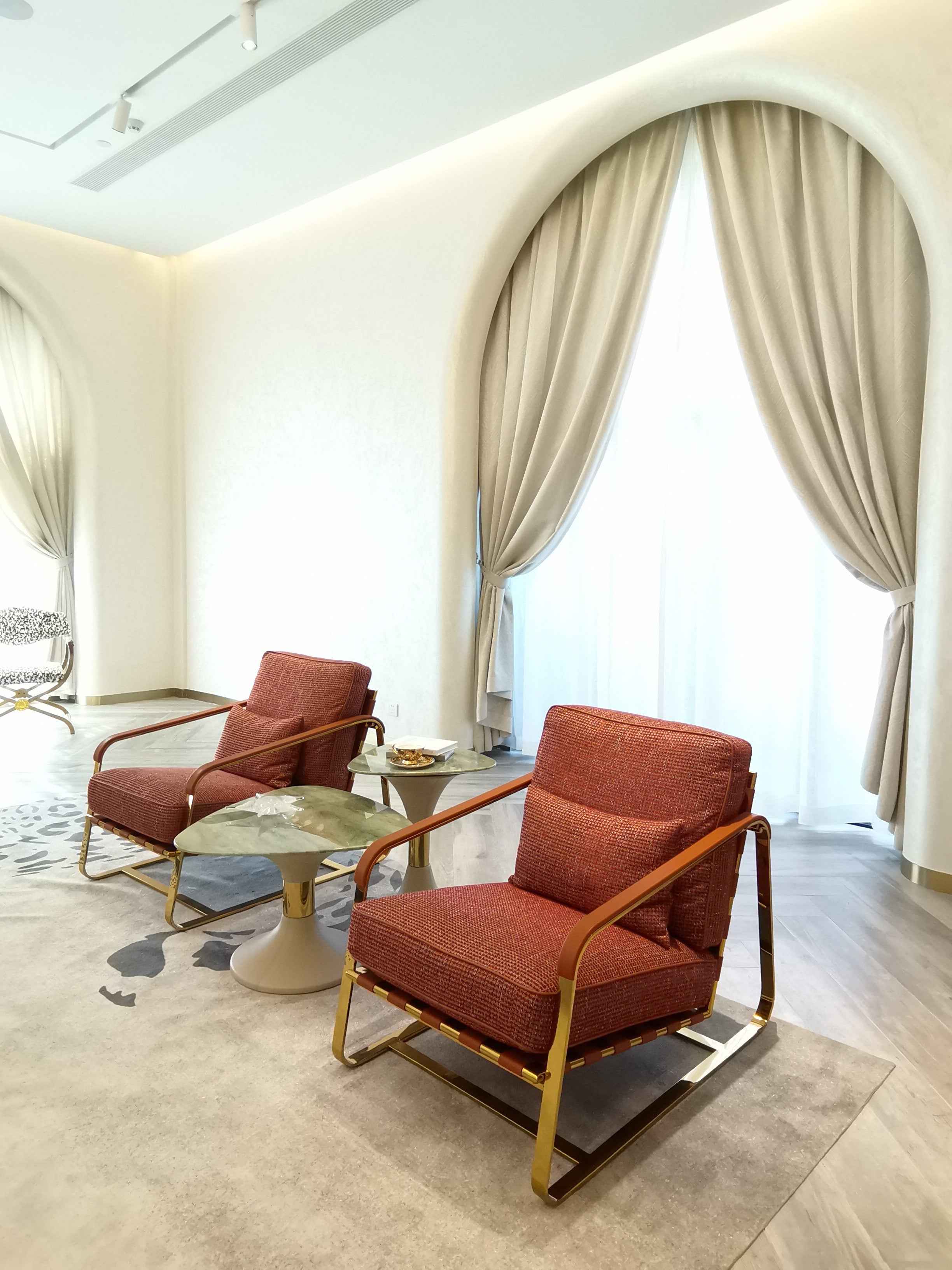 FB135CH Lounge chair