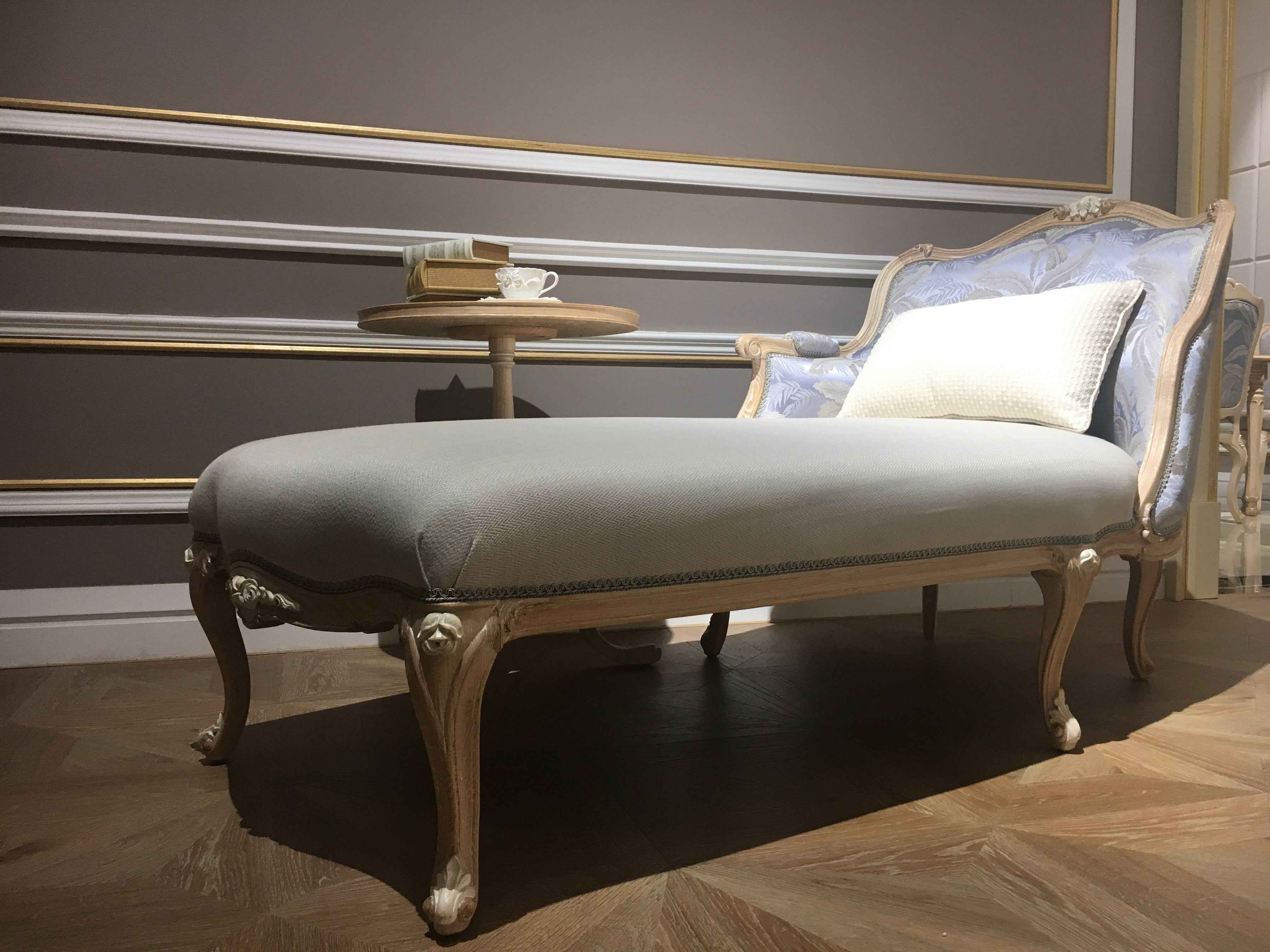 FF-103 Concubine sofa