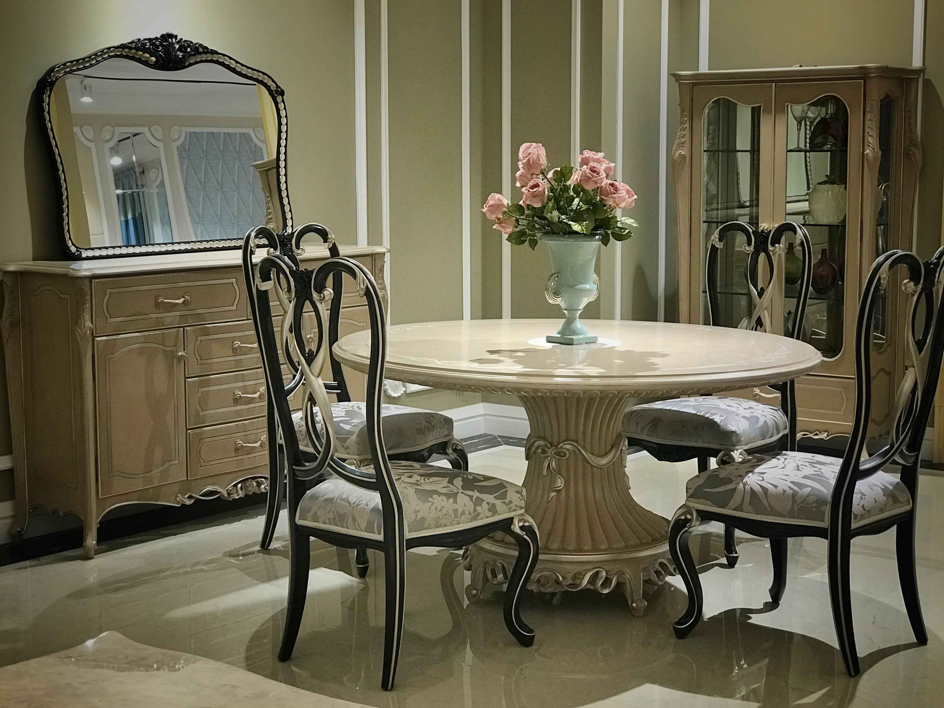 FT-188 Round dining table