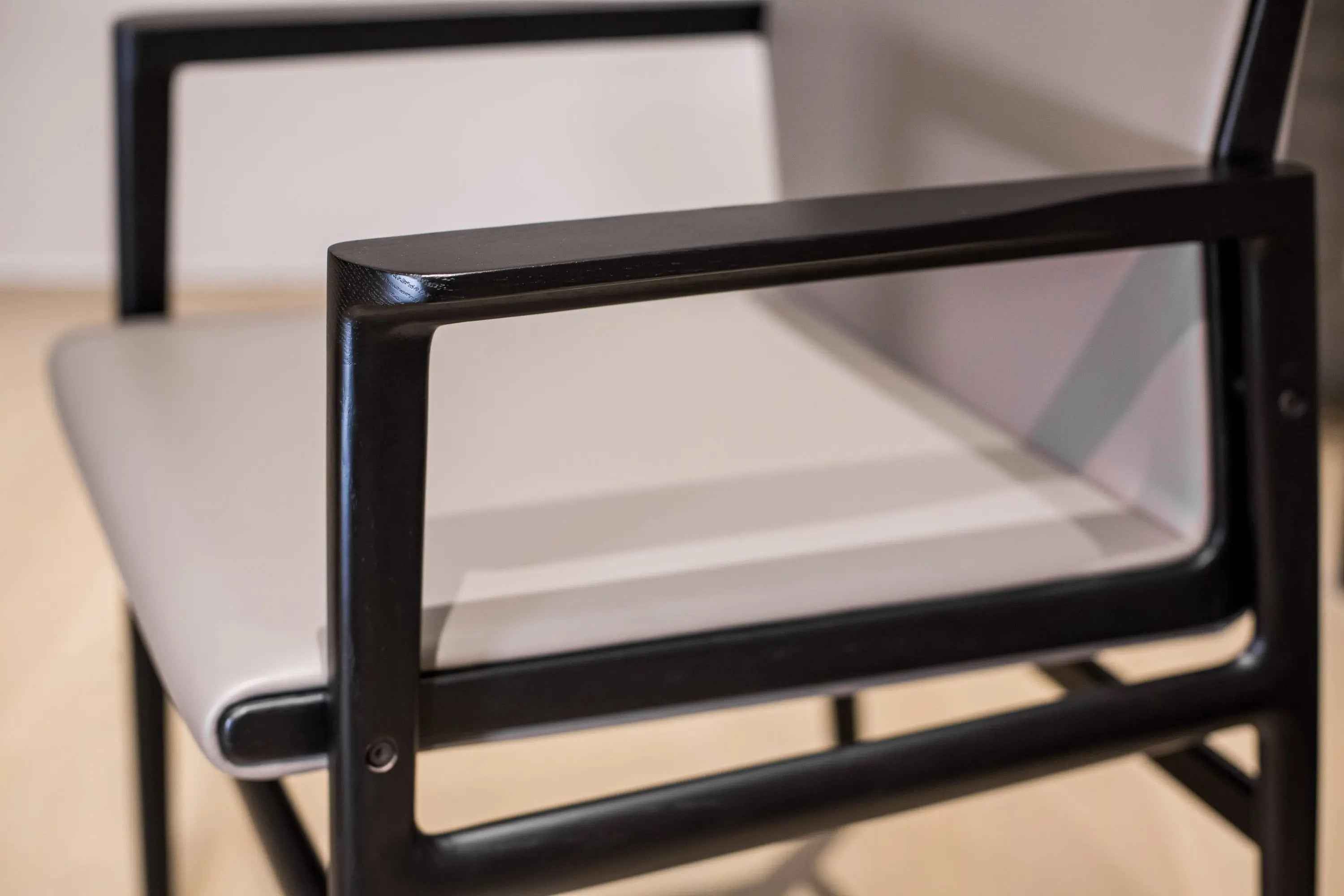 HB3-1903-1 dining chair