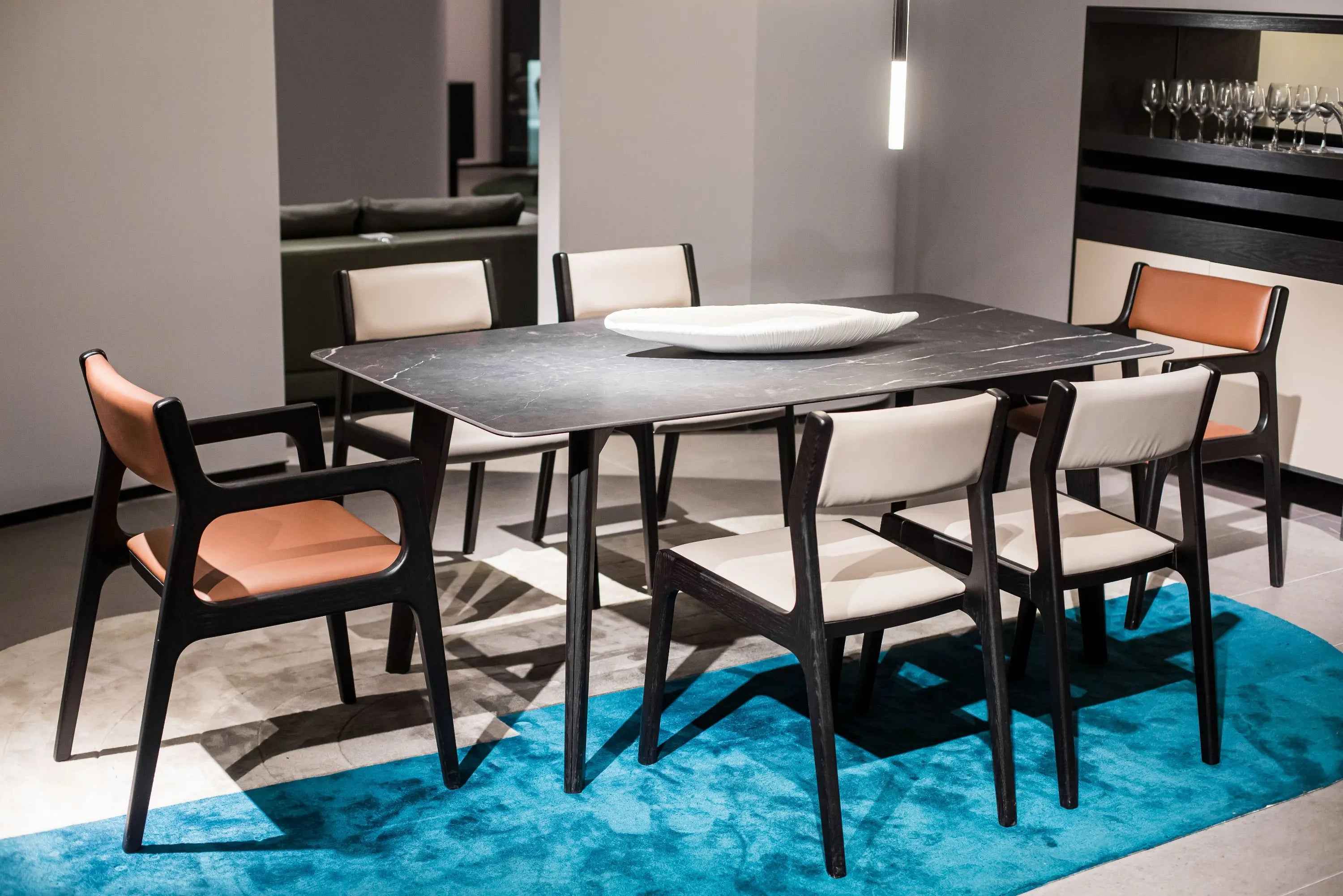 HB5-1670-1 dining chair