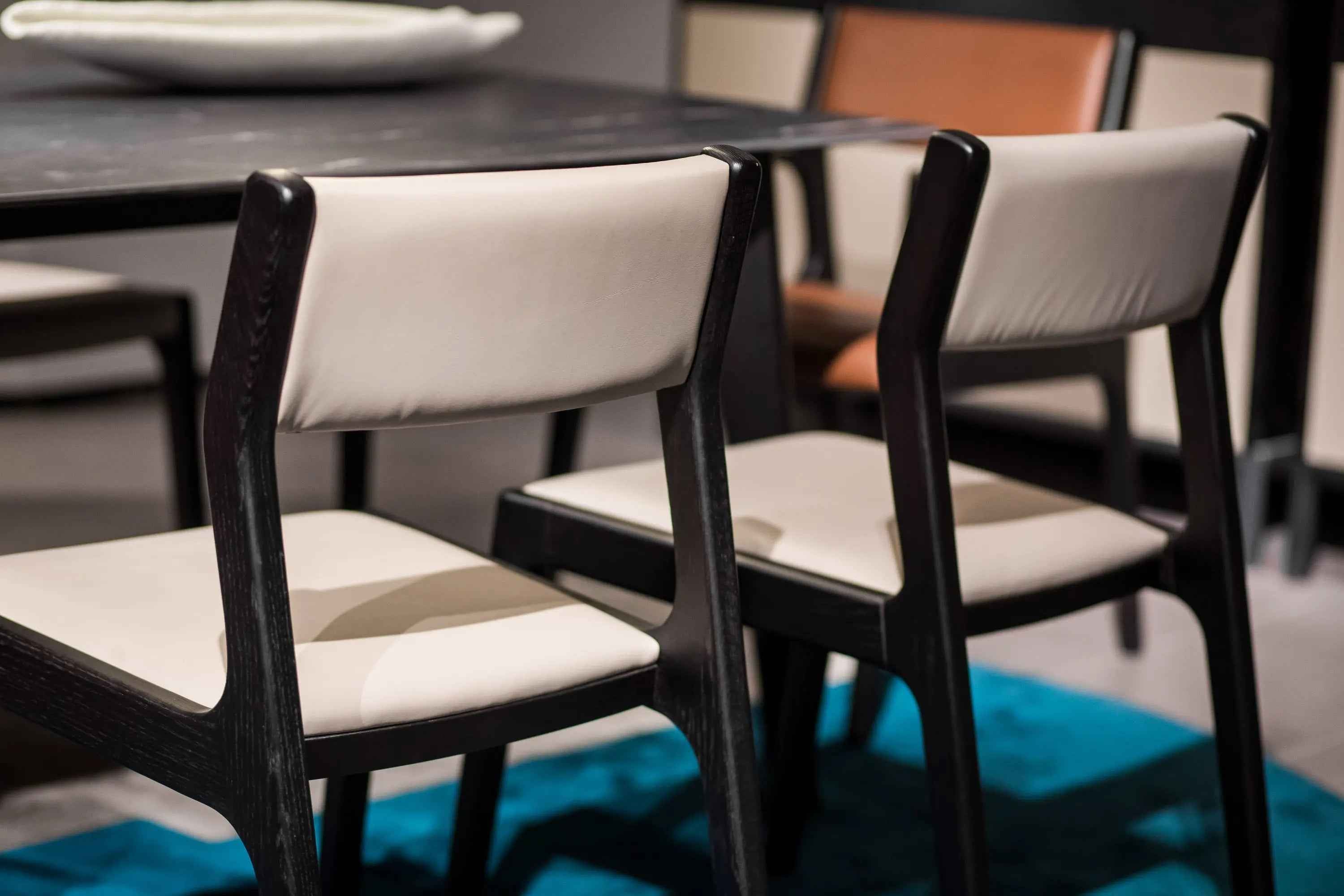 HB5-1670-1 dining chair