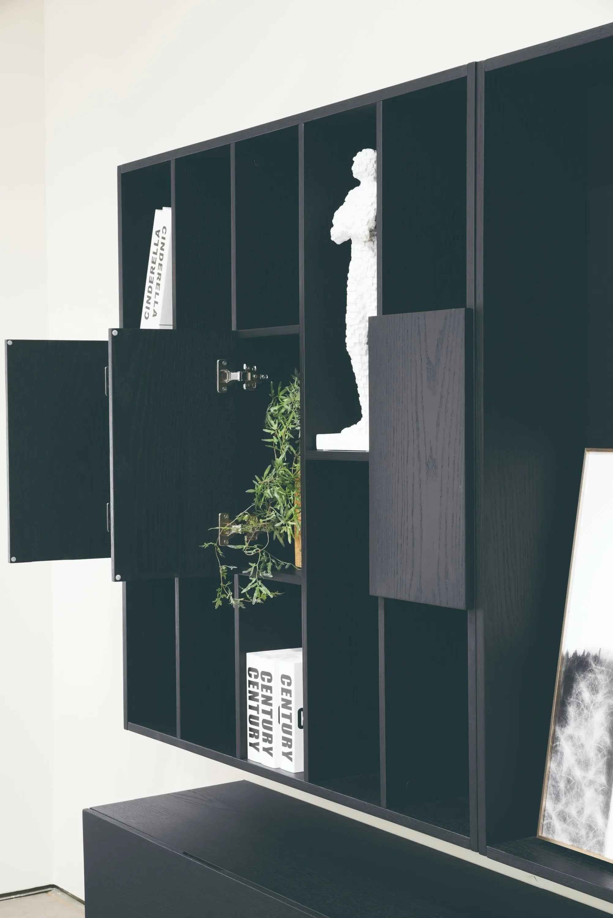 HH-1750 Closet - Premium Storage Solution for Modern Homes