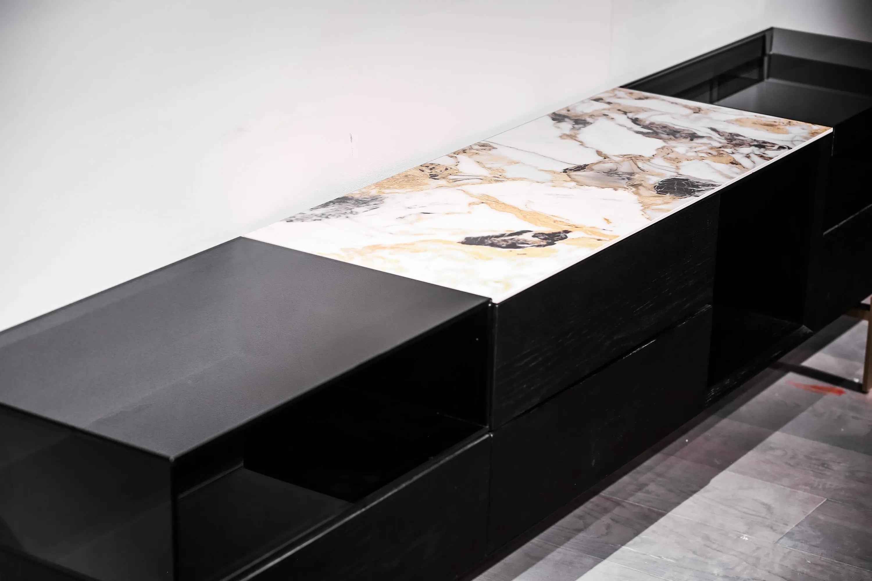 FLOOR CABINET HH-1903-1 for Stylish Storage Solutions