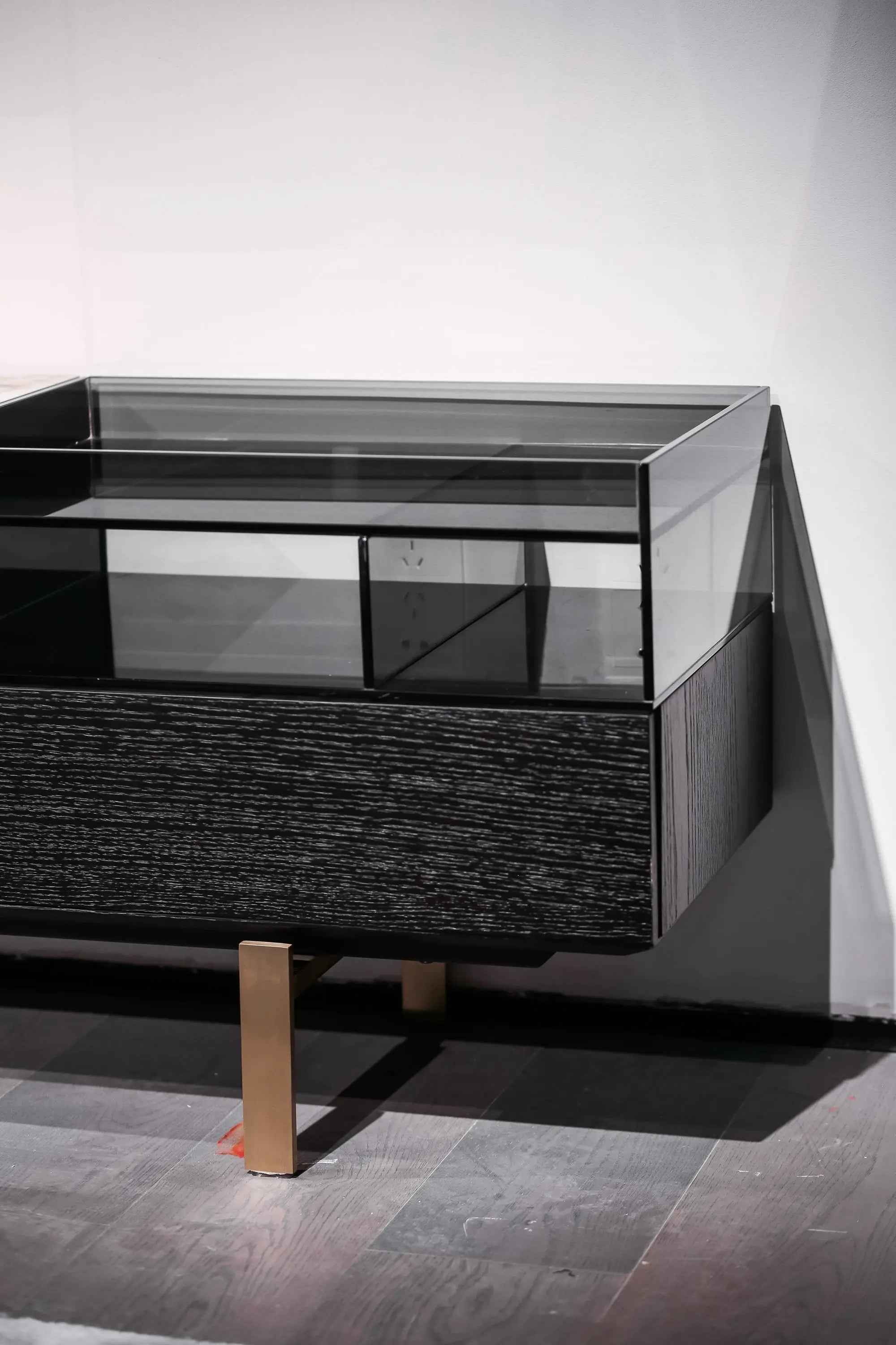 FLOOR CABINET HH-1903-1 for Stylish Storage Solutions