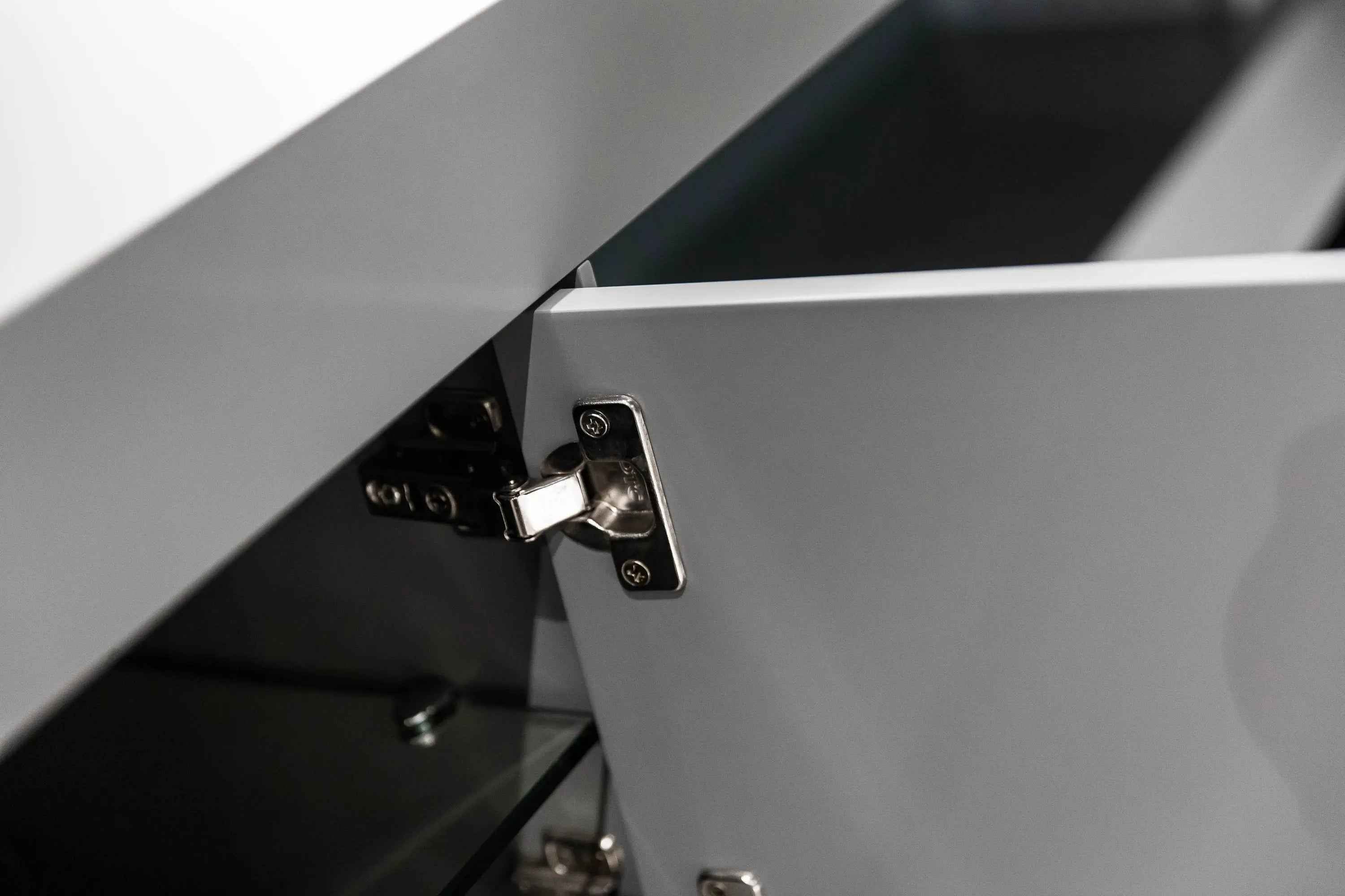 HH-2061-1 FLOOR CABINET